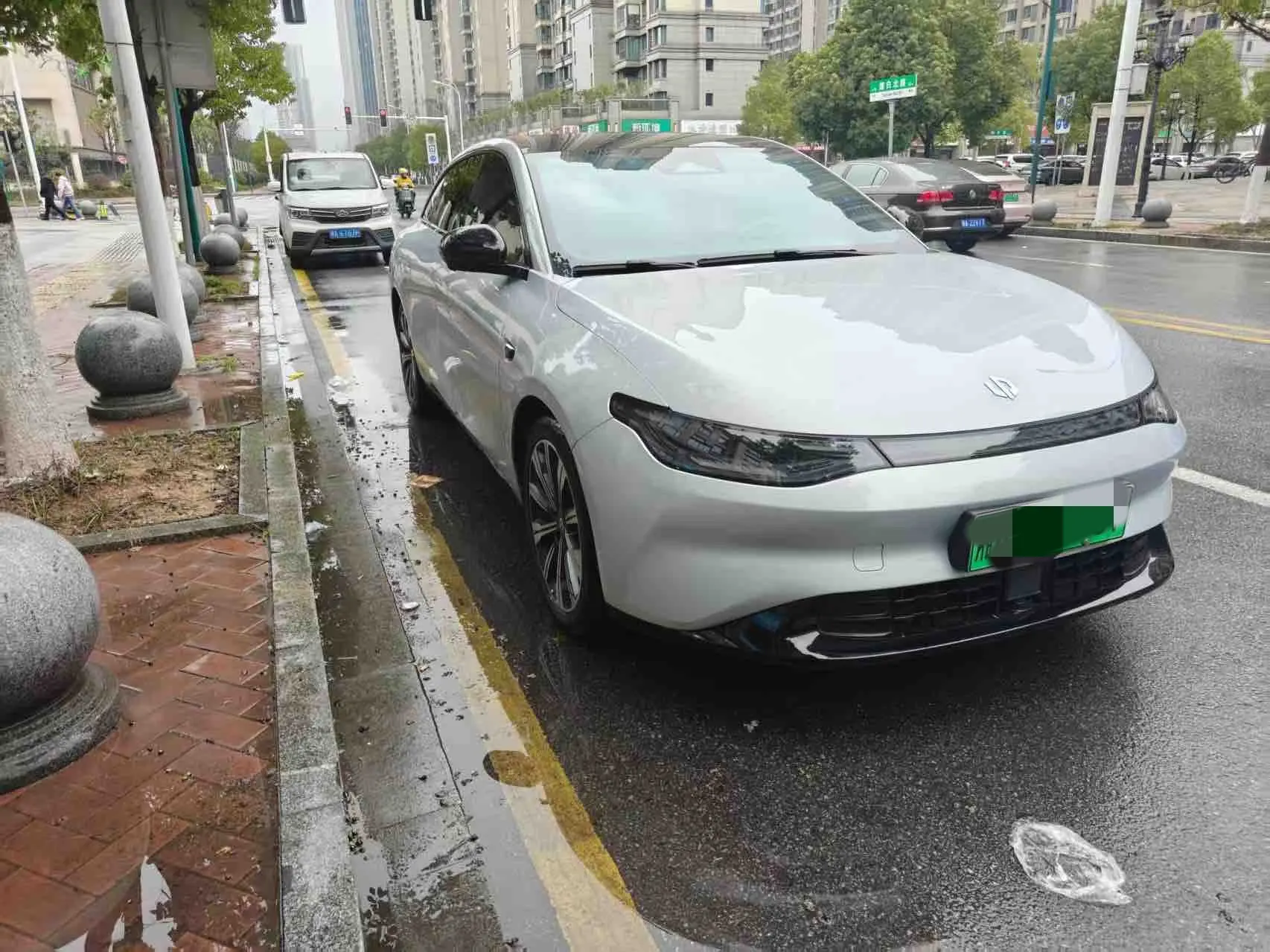 Leapmotor Zero running C01  из Китая