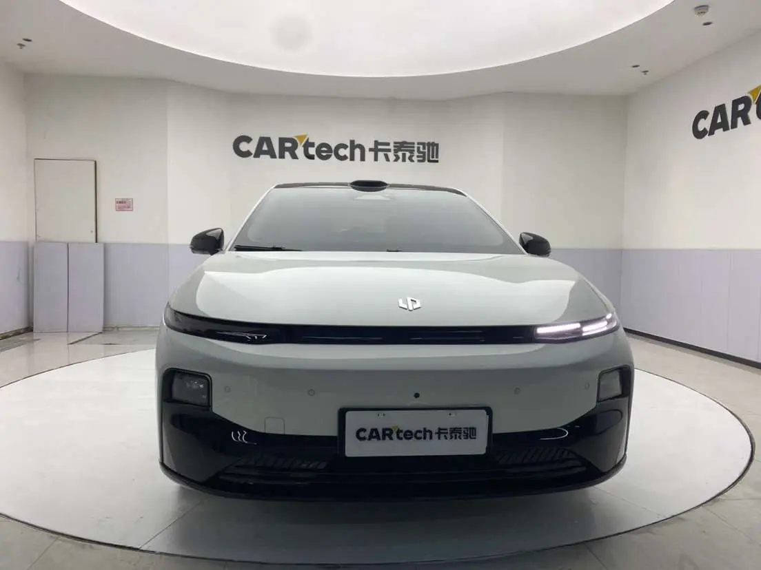 Leapmotor Leap running B01  из Китая