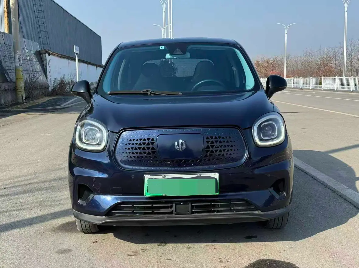 Leapmotor Zero running T03  из Китая