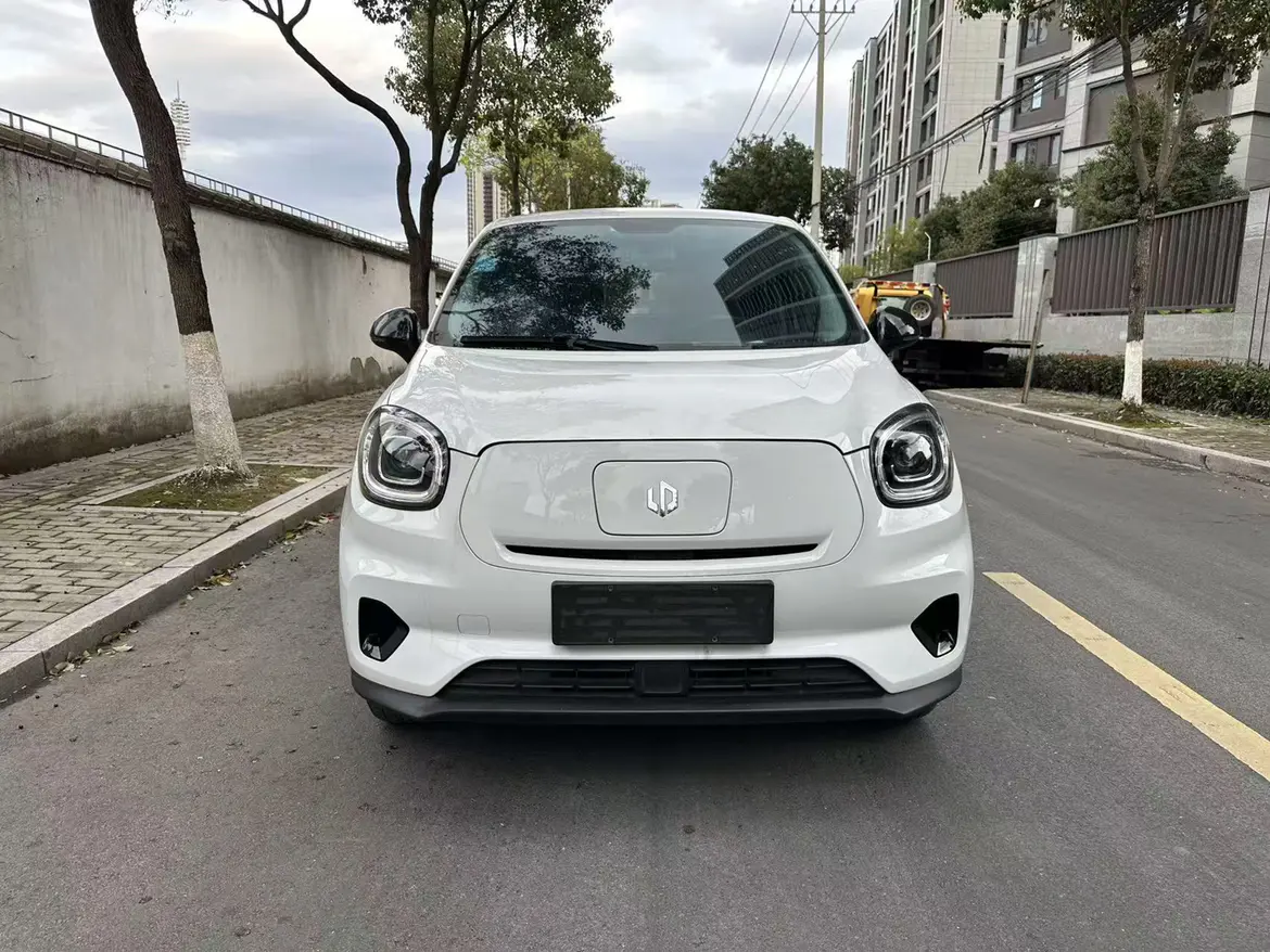 Leapmotor Zero running T03  из Китая