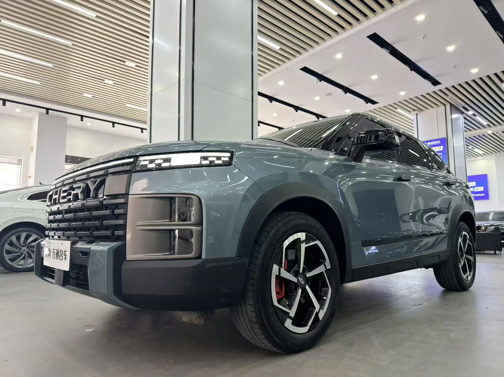 Chery Explore 06  из Китая