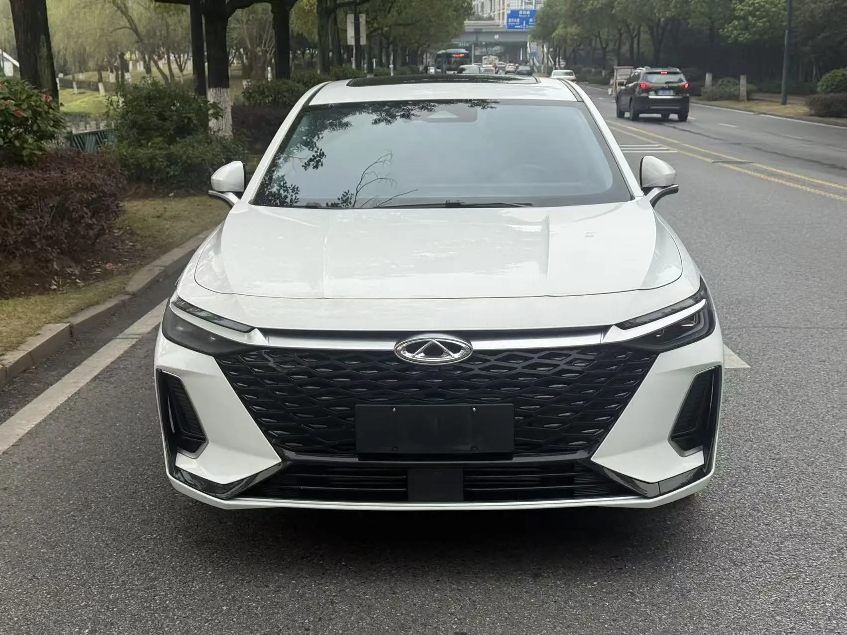 Chery Arrizo 8  из Китая