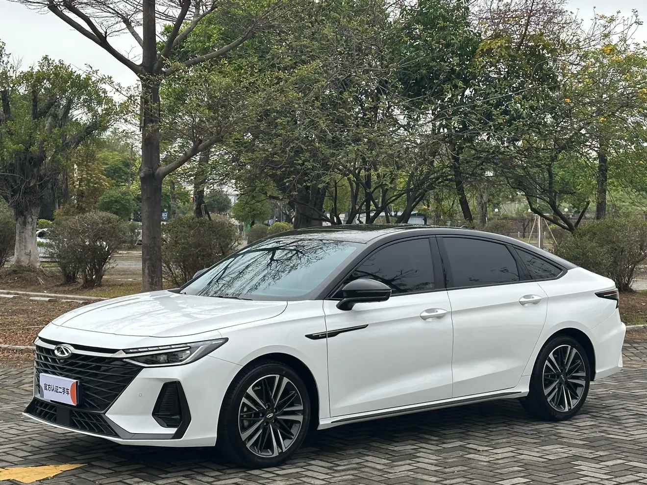 Chery Arrizo 8  из Китая