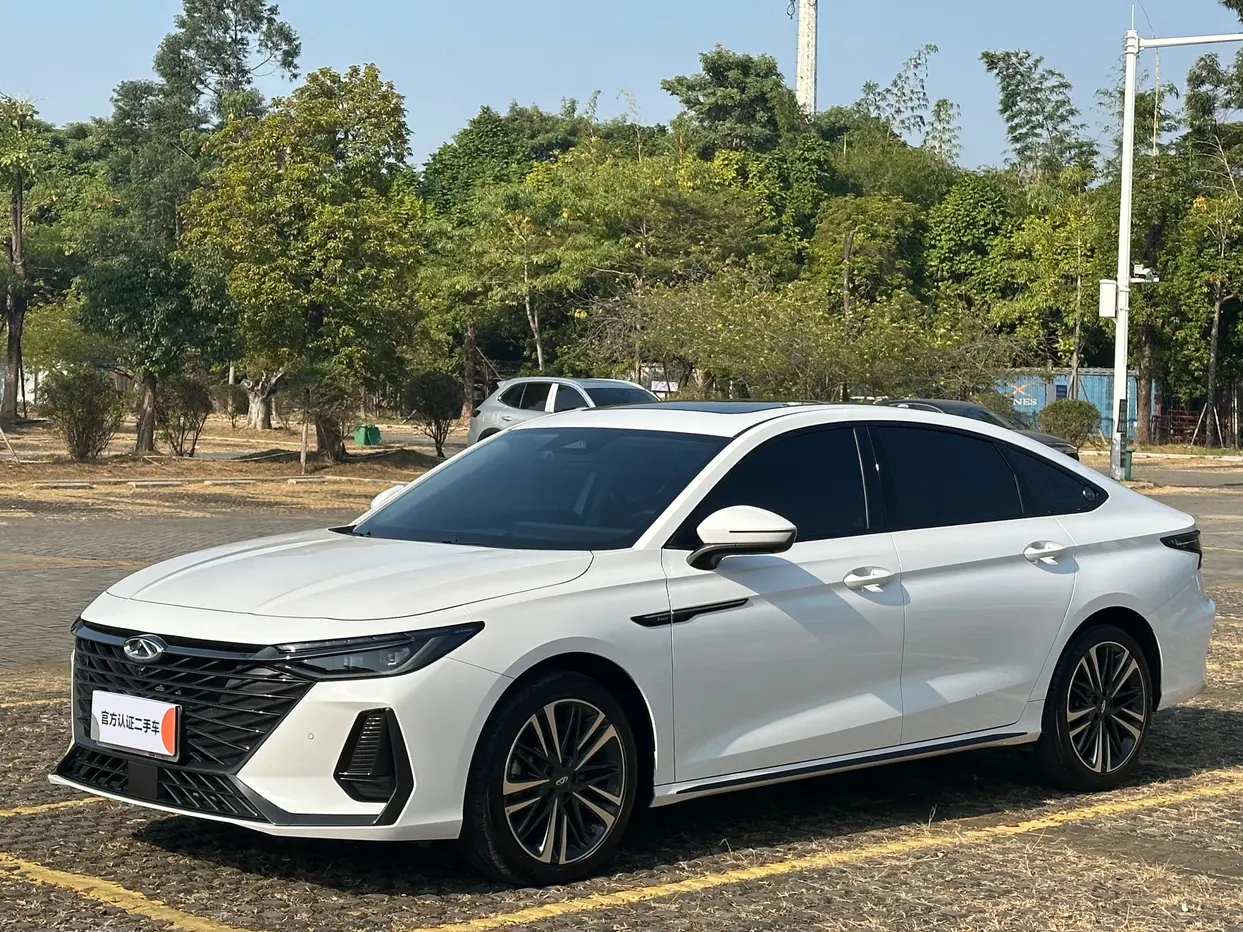 Chery Arrizo 8  из Китая