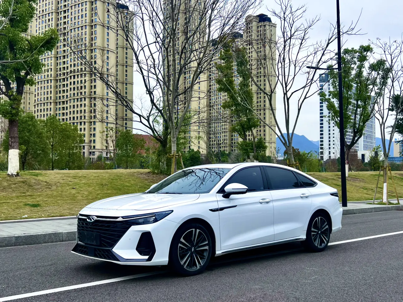 Chery Arrizo 8  из Китая