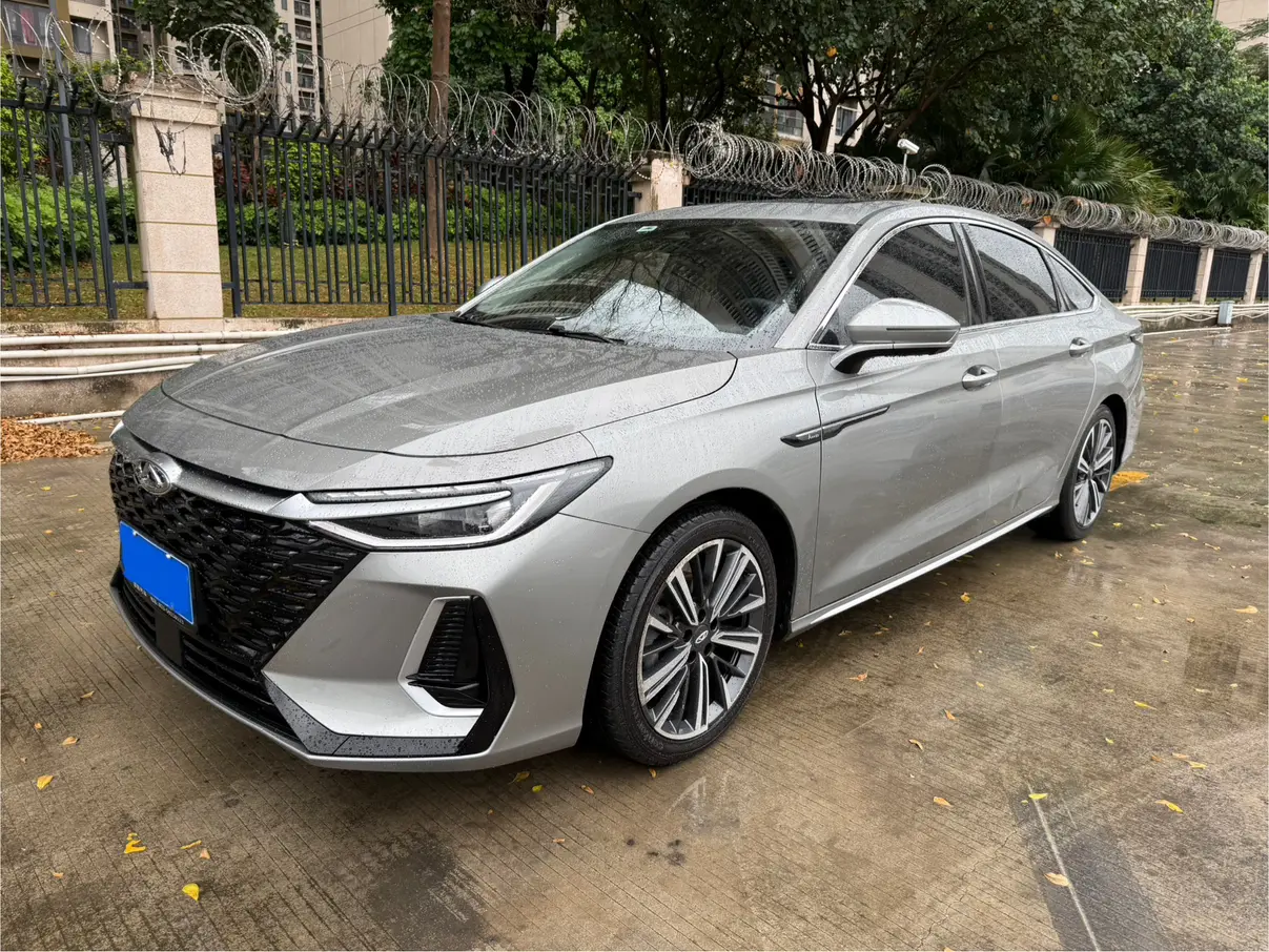 Chery Arrizo 8  из Китая