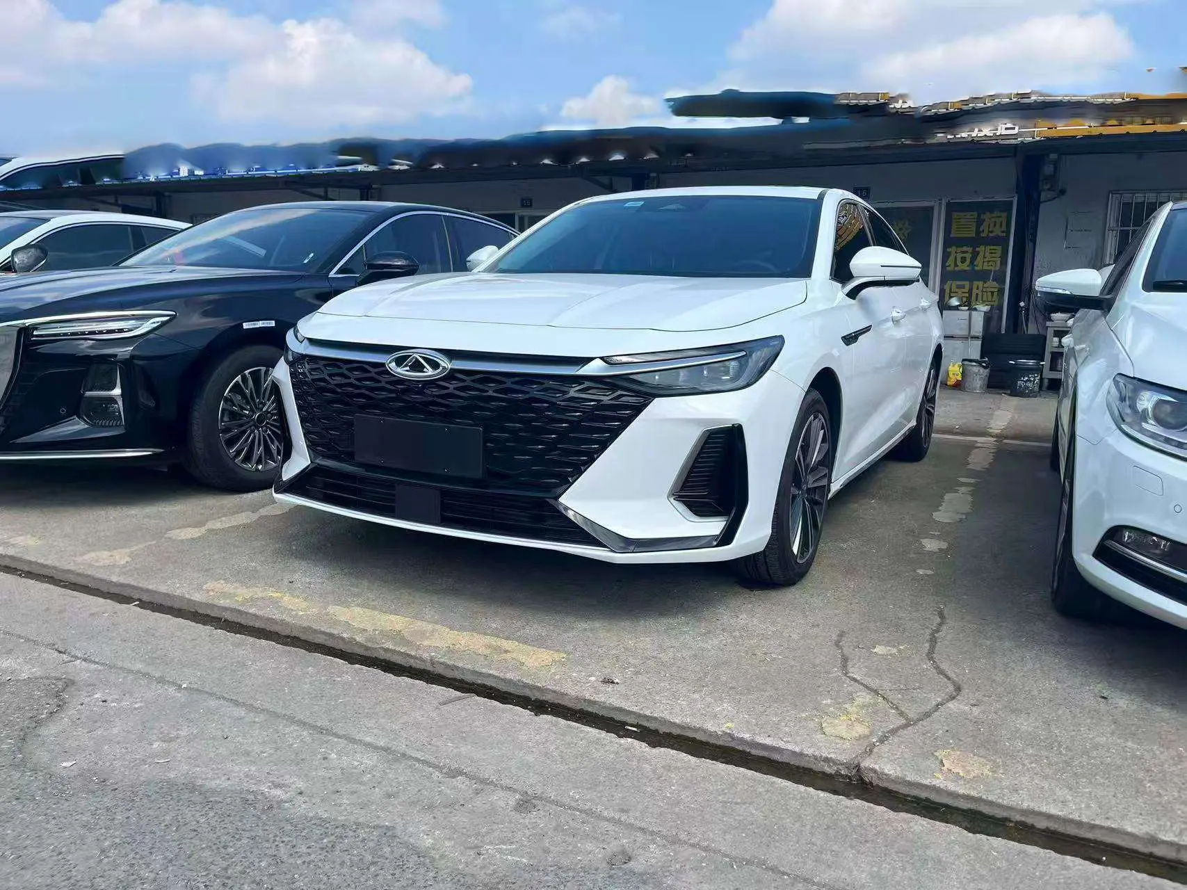 Chery Arrizo 8  из Китая