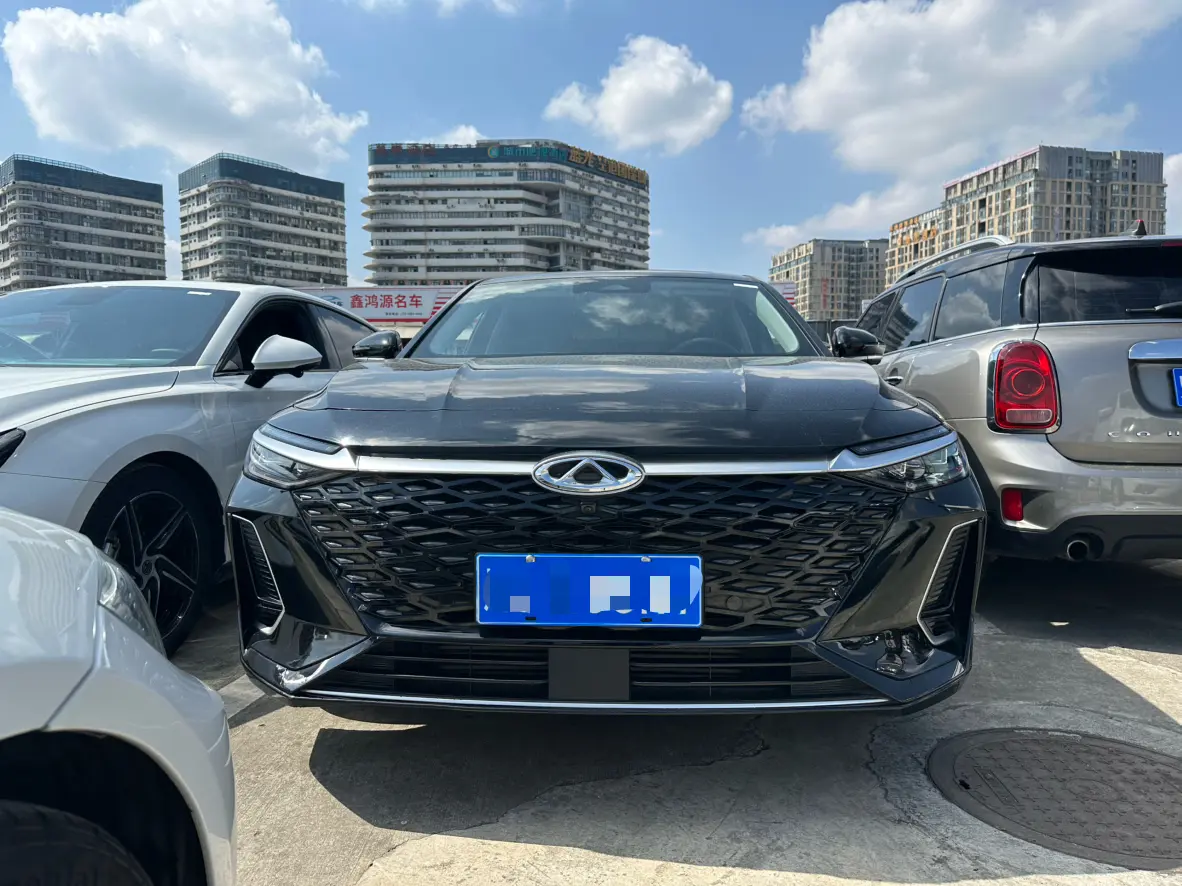 Chery Arrizo 8  из Китая