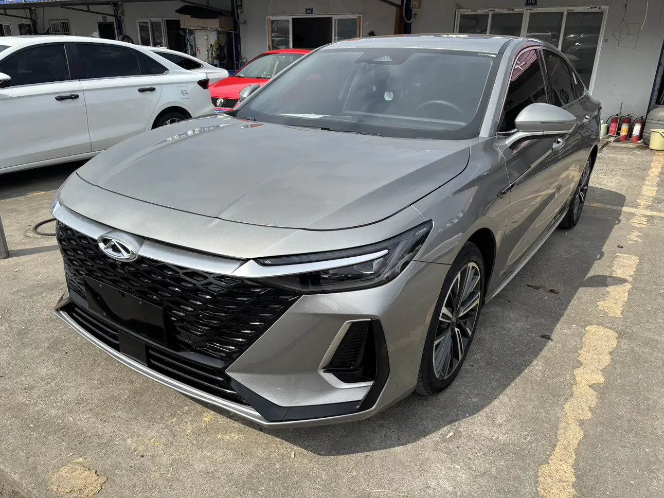 Chery Arrizo 8  из Китая