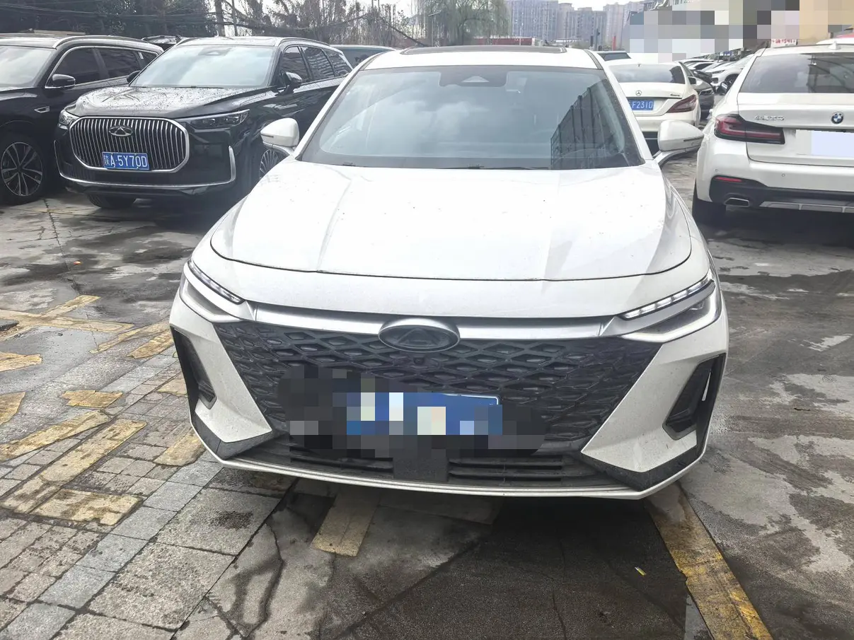 Chery Arrizo 8  из Китая