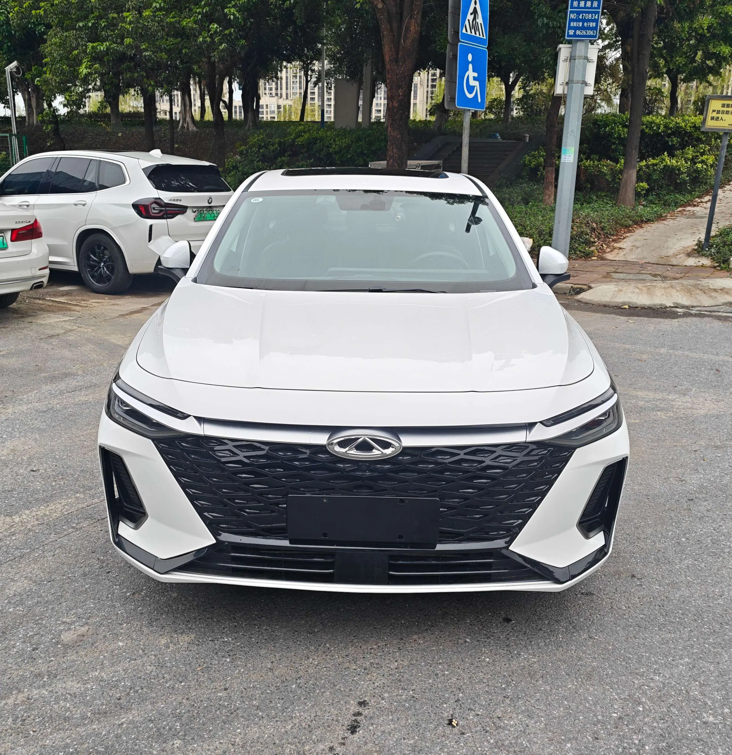 Chery Arrizo 8  из Китая