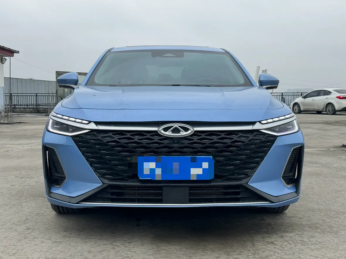 Chery Arrizo 8  из Китая