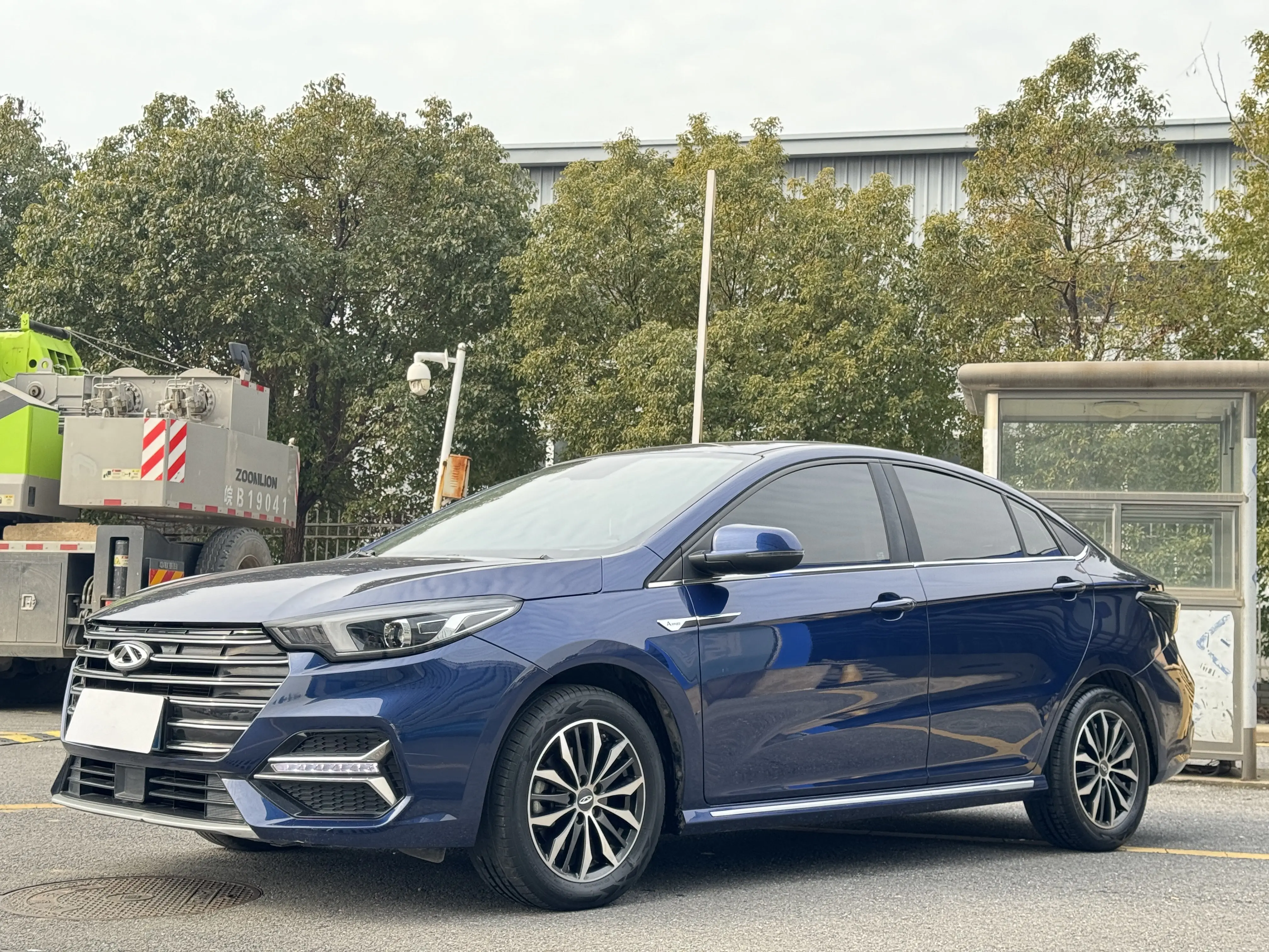 Omoda S5  из Китая