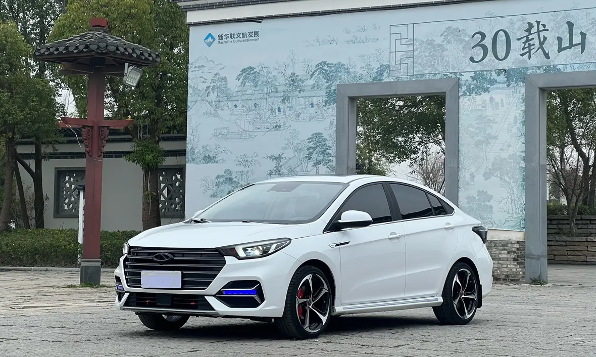 Omoda S5  из Китая