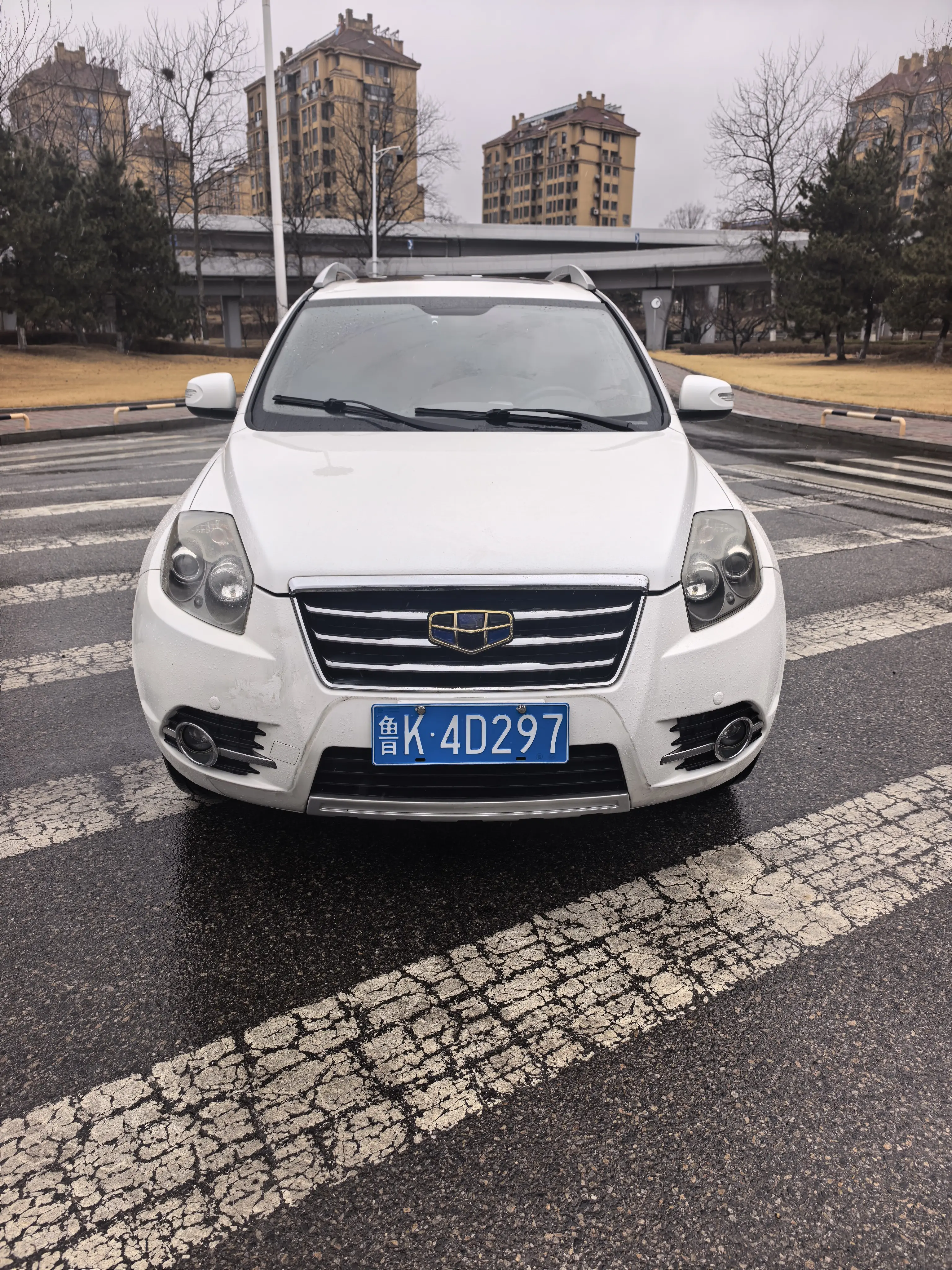 Geely GX7  из Китая
