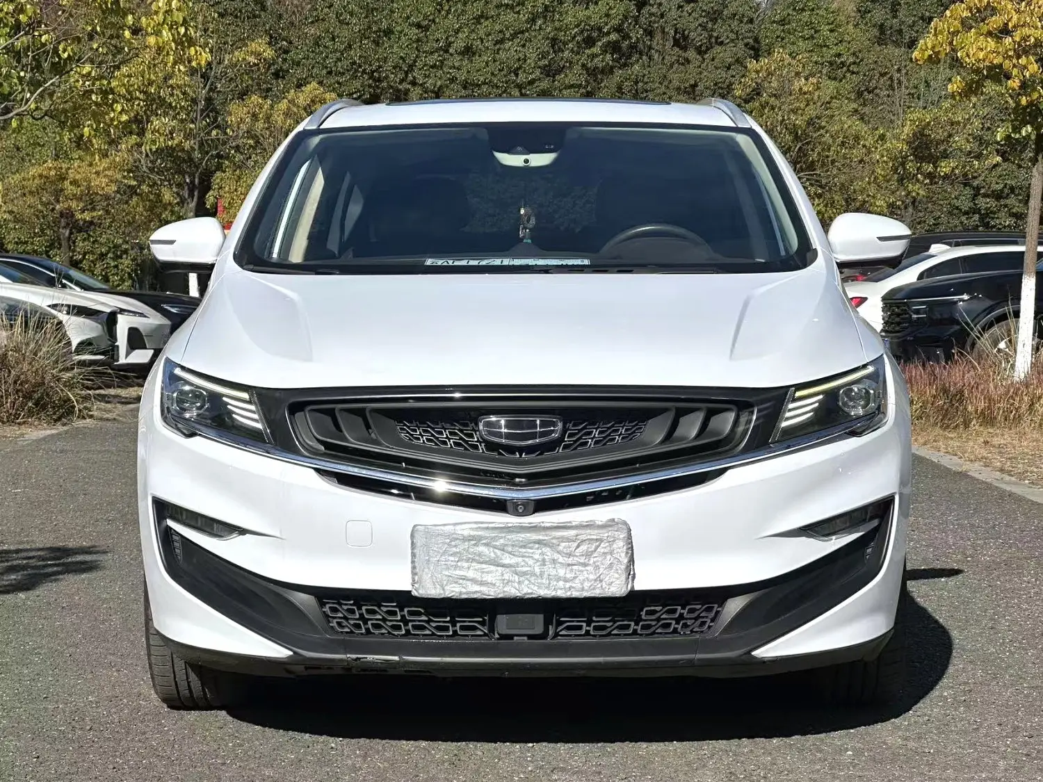 Geely Jiaji  из Китая