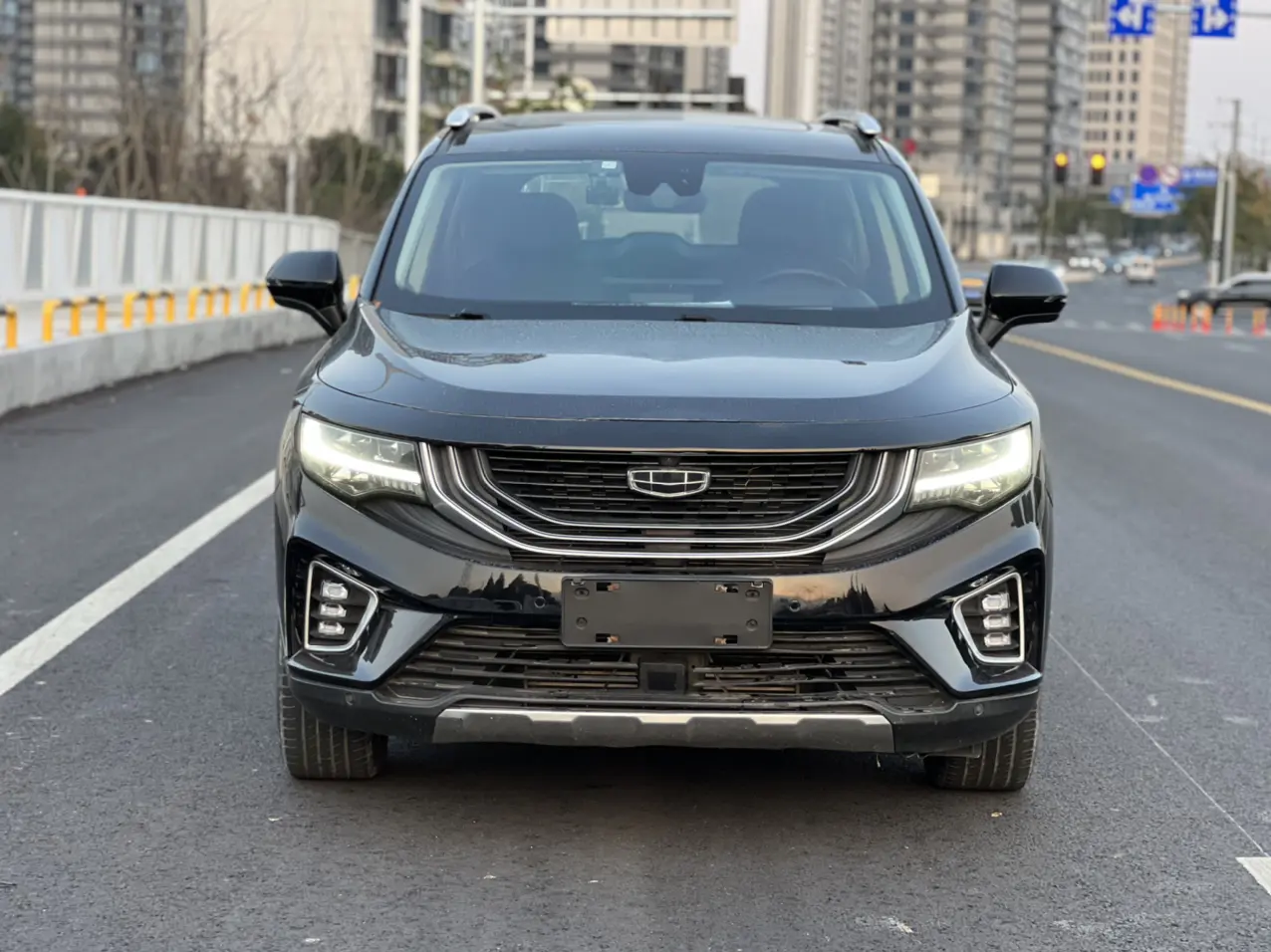 Geely Okavango  из Китая