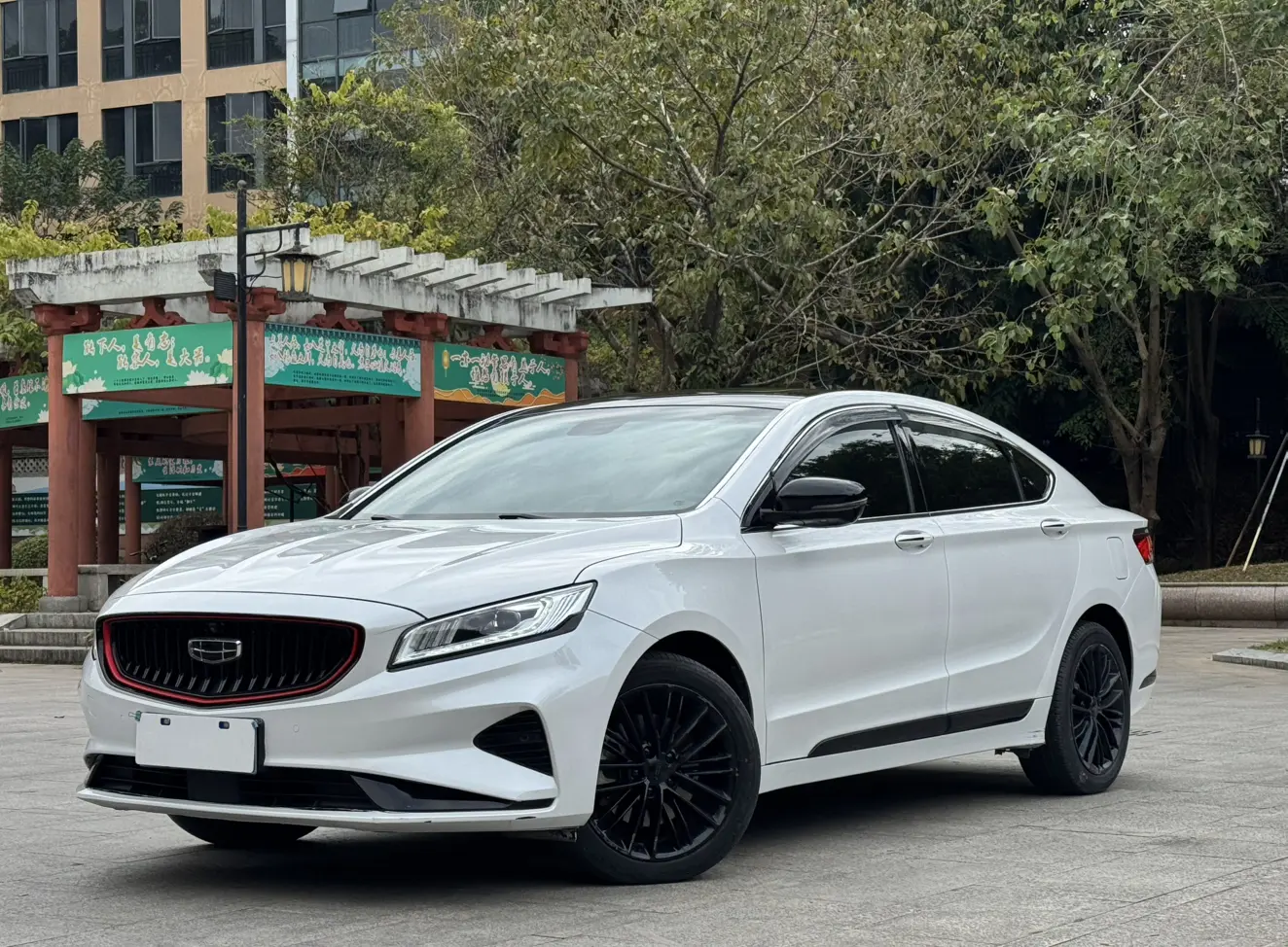 Geely Borui  из Китая