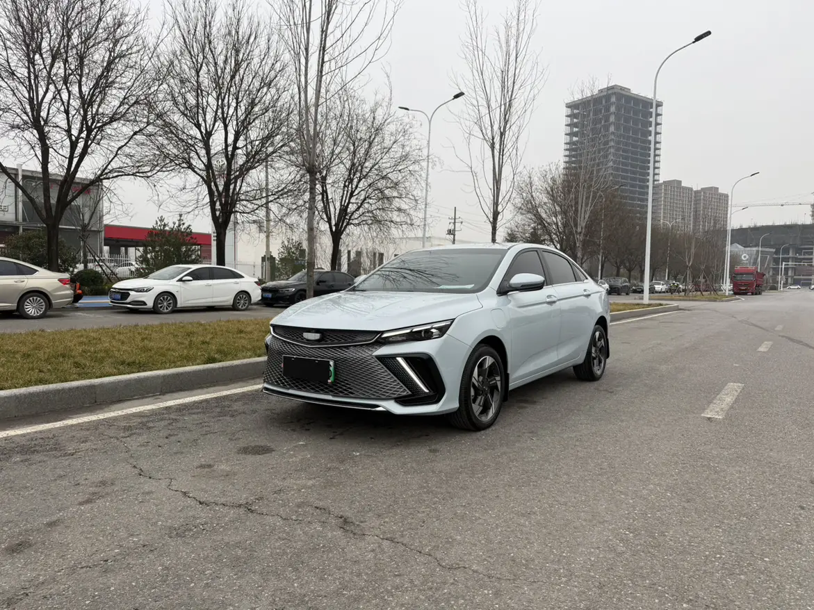 Geely Emgrand L HiP  из Китая