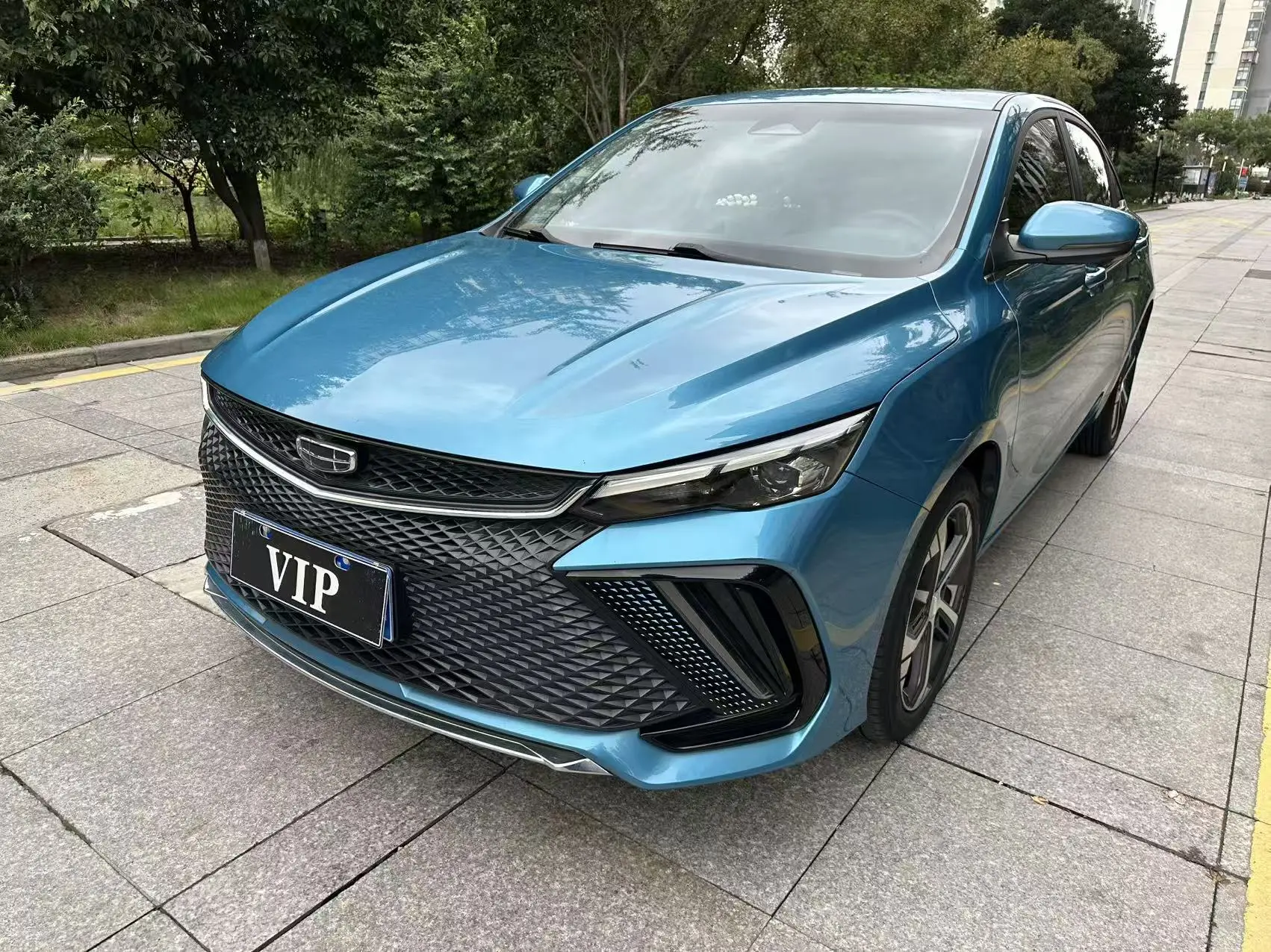 Geely Emgrand L  из Китая