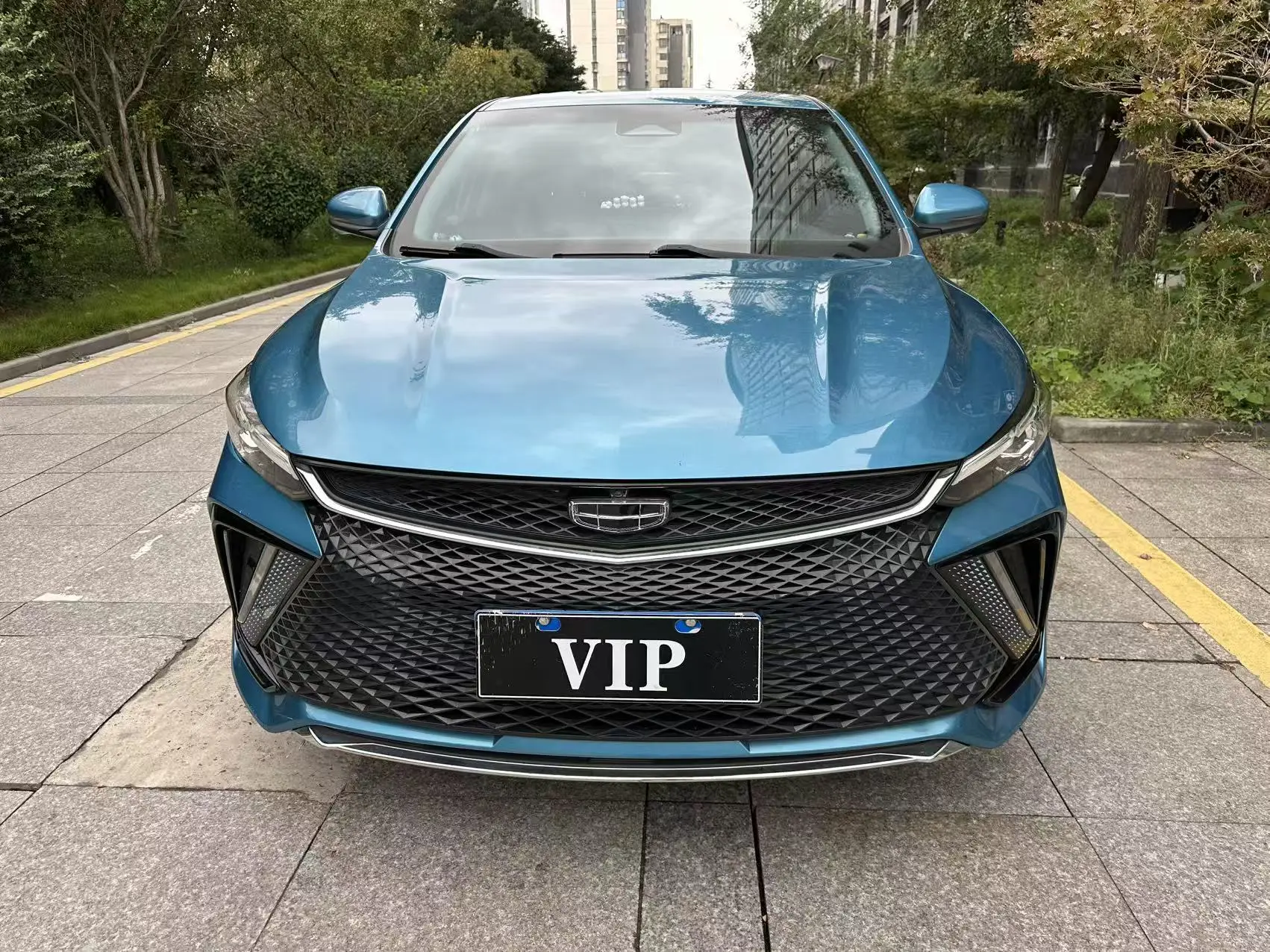 Geely Emgrand L  из Китая