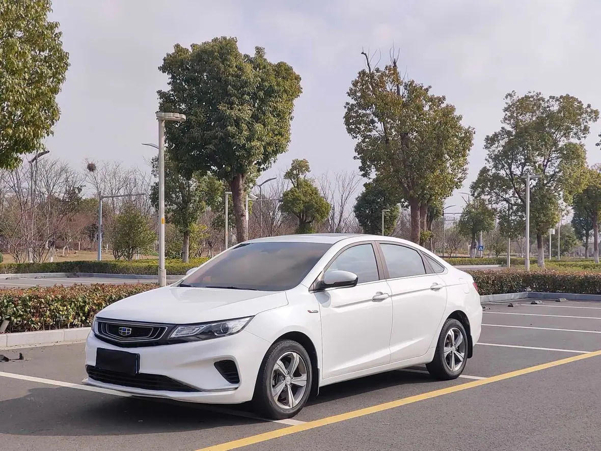 Geely Emgrand GL  из Китая