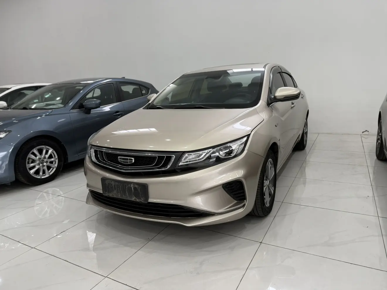 Geely Emgrand GL  из Китая