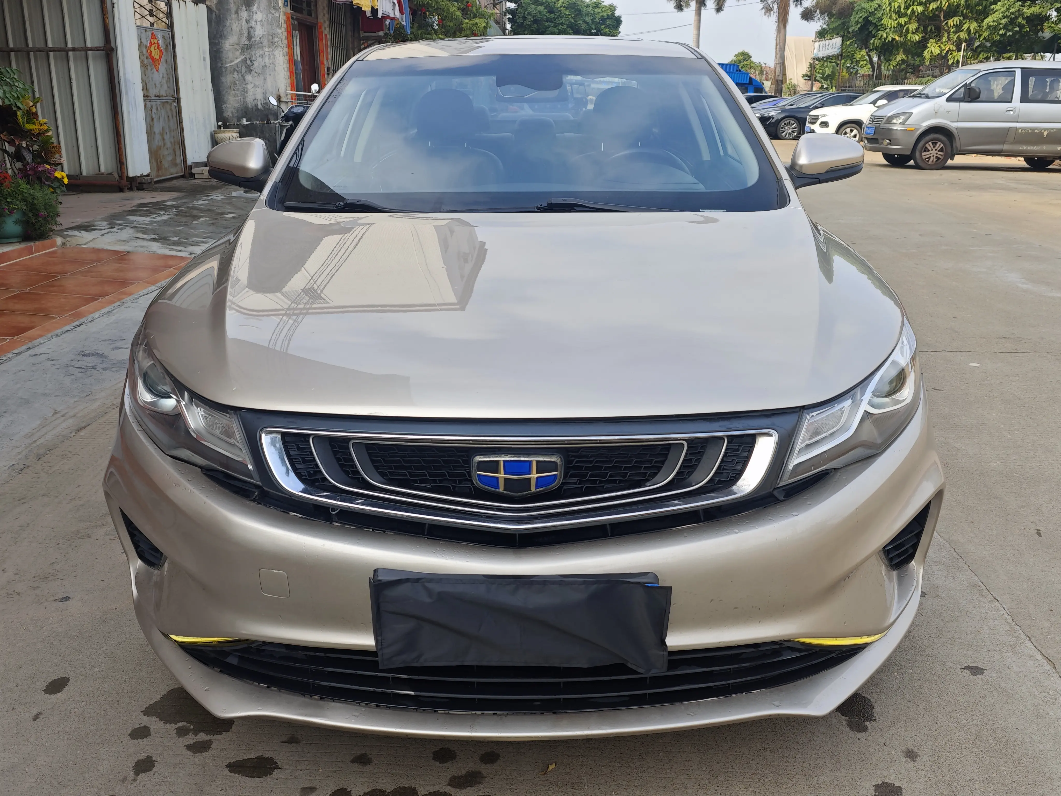 Geely Emgrand GL  из Китая