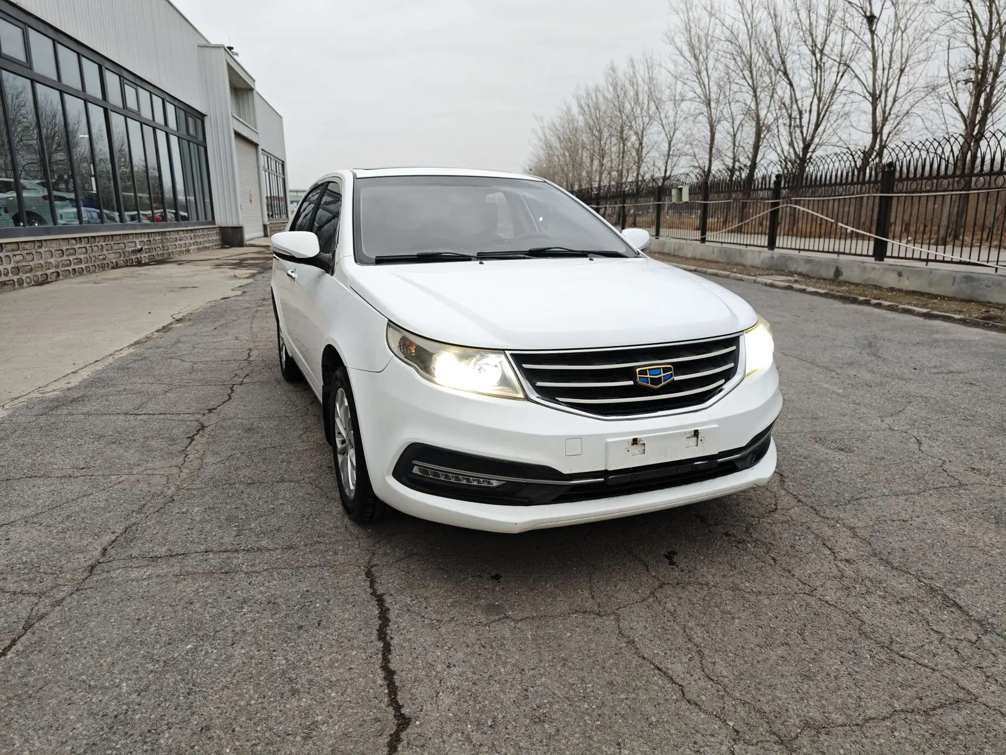 Geely Vision  из Китая