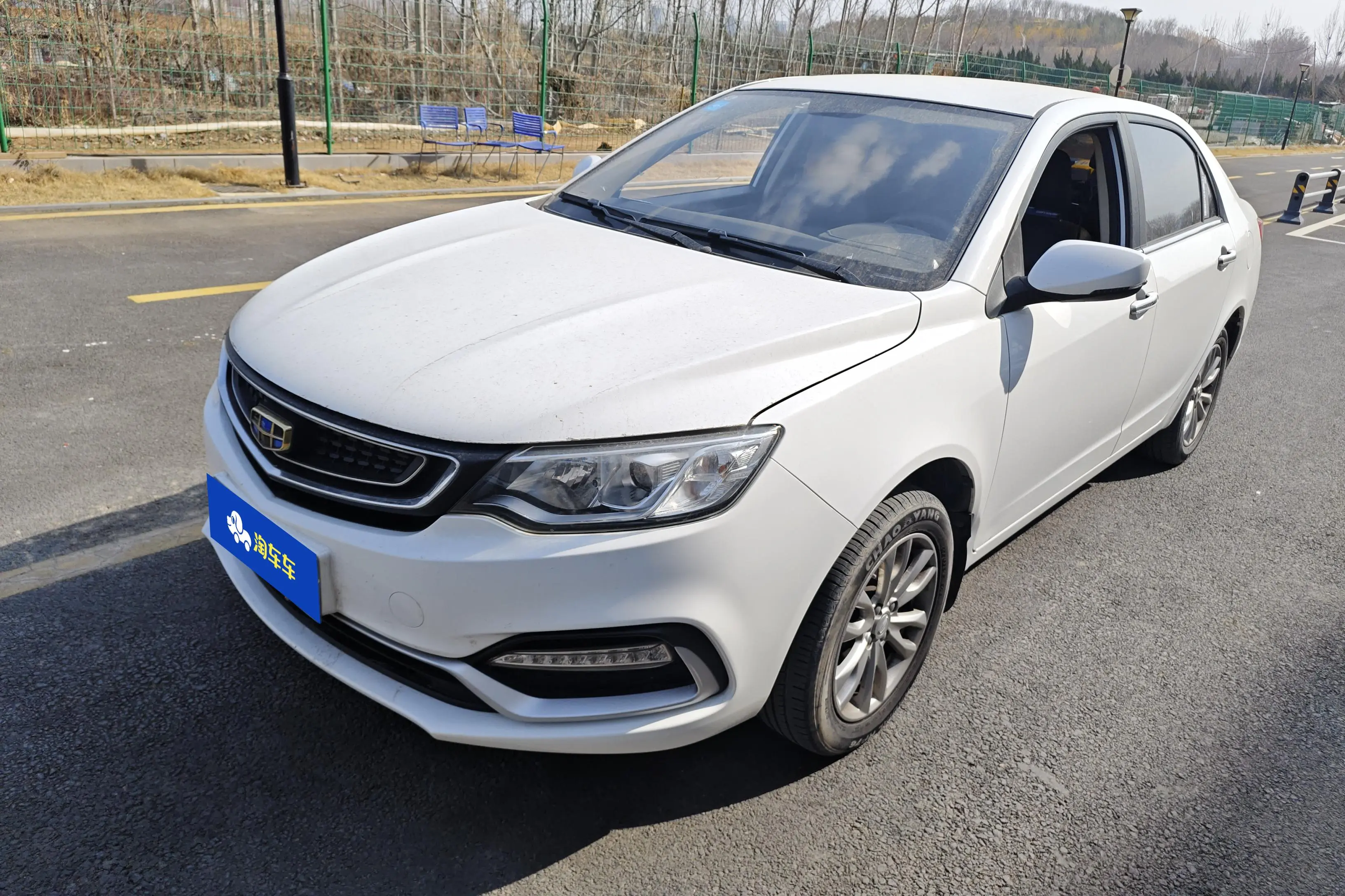 Geely Vision  из Китая