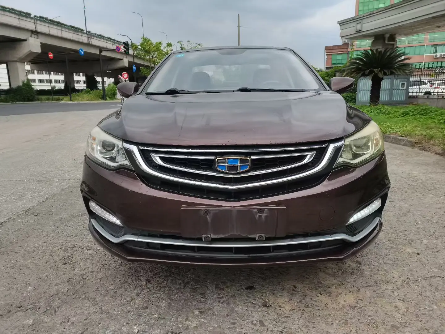 Geely Vision  из Китая