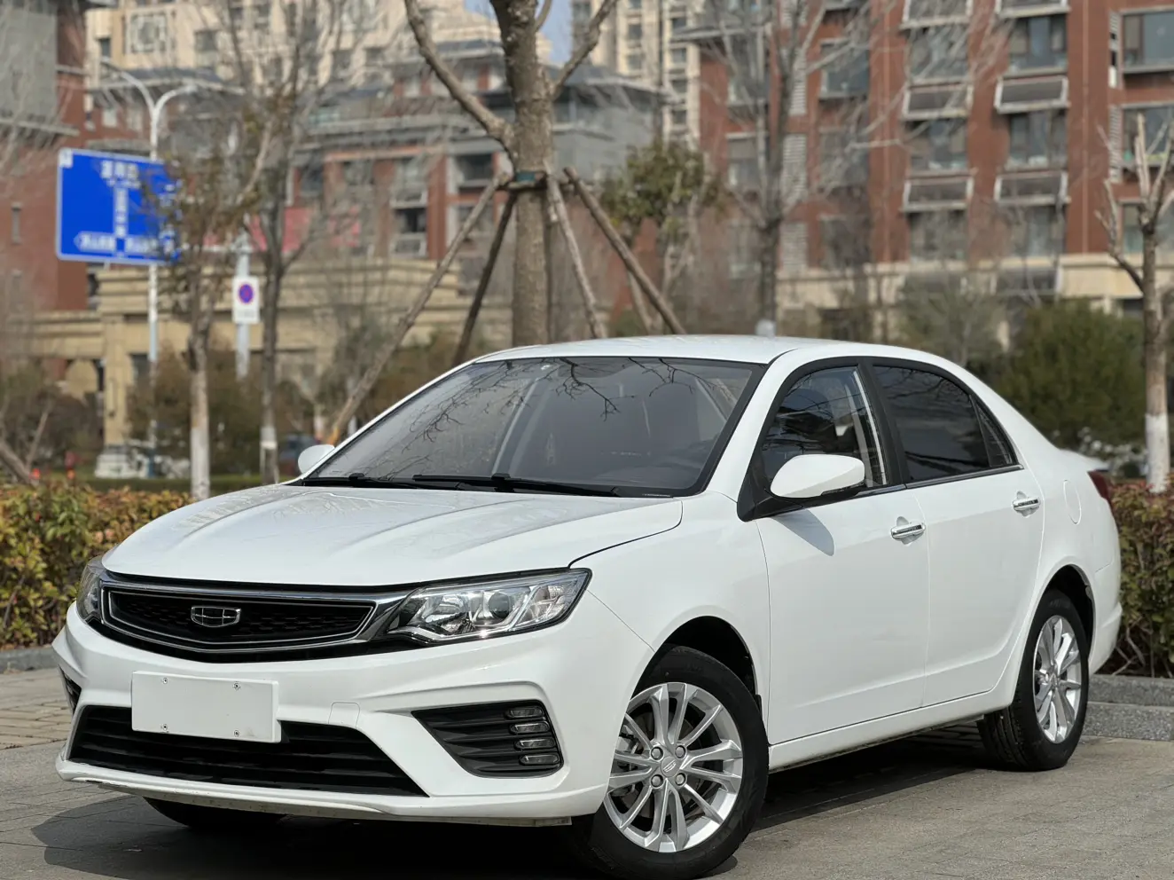 Geely Vision  из Китая