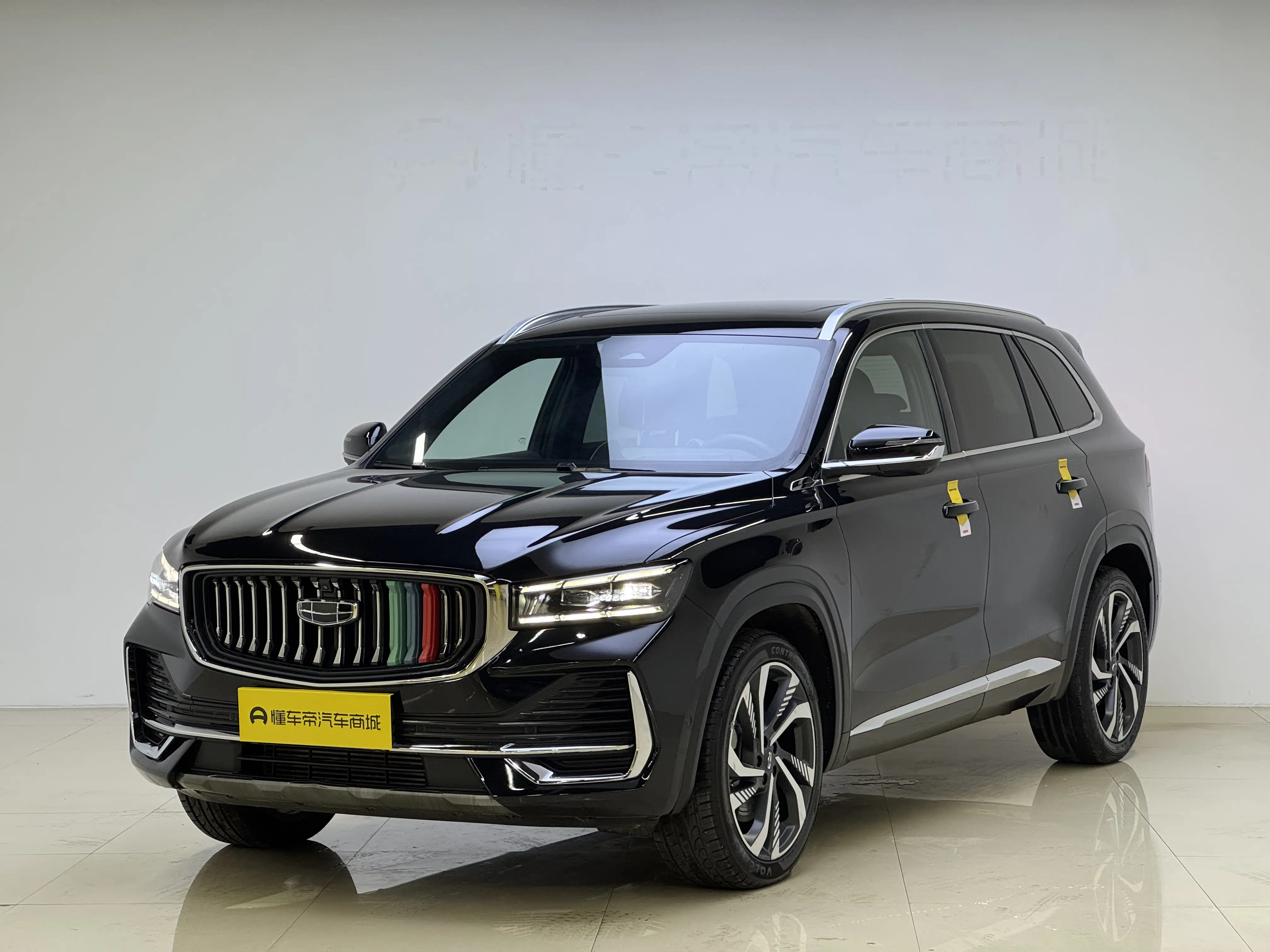 Geely Monjaro (Xingyue L)  из Китая