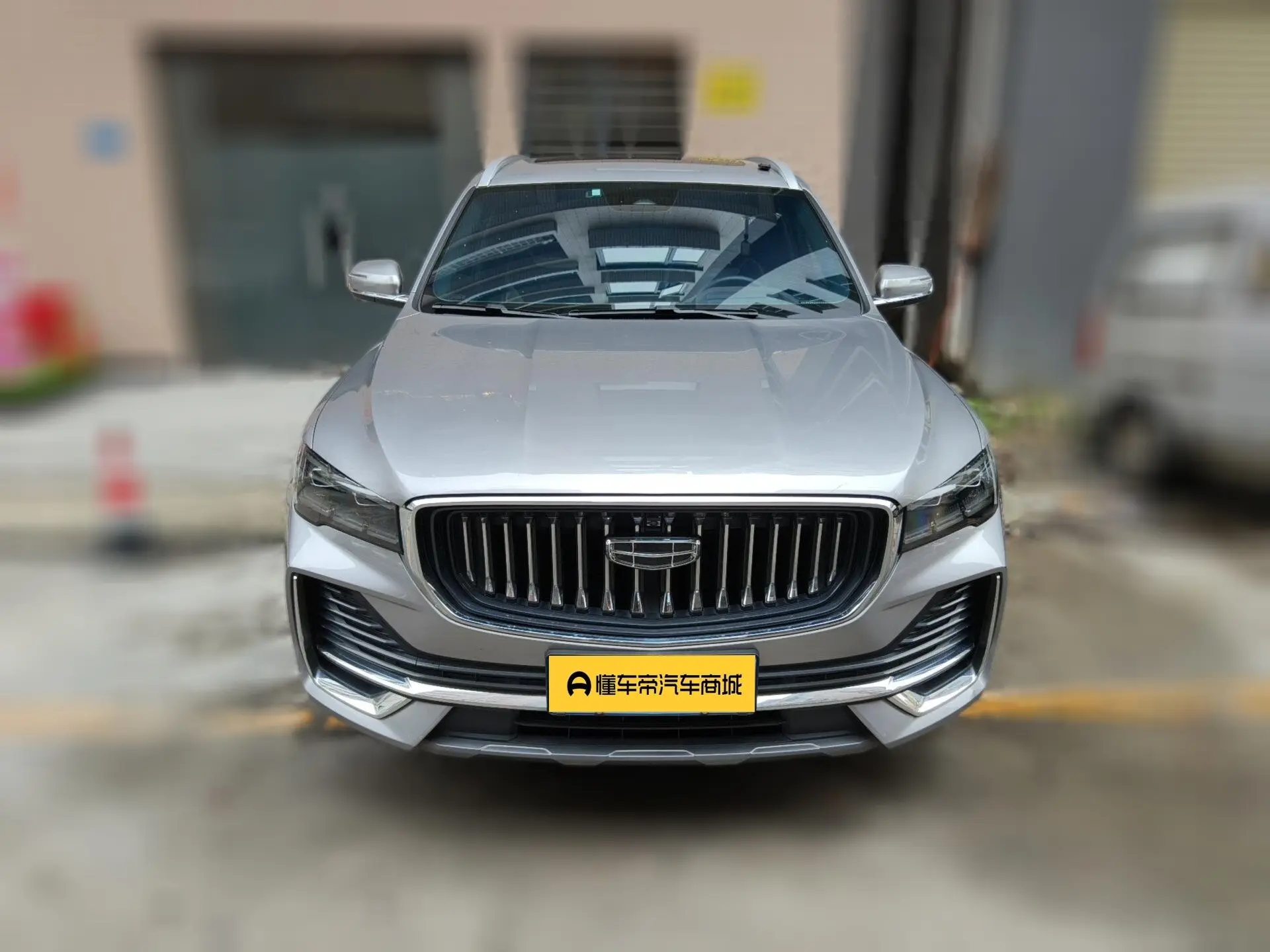 Geely Monjaro (Xingyue L)  из Китая