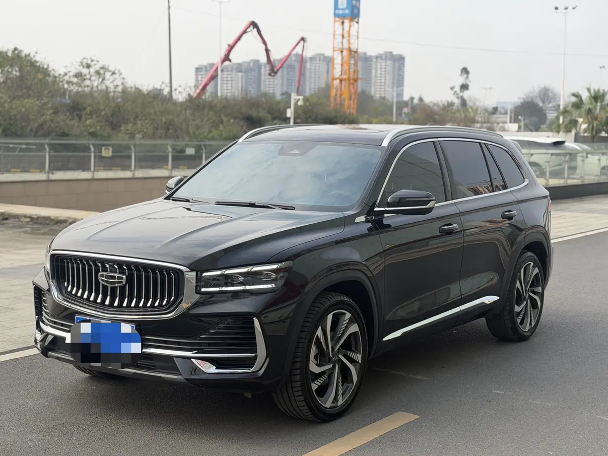 Geely Monjaro (Xingyue L)  из Китая