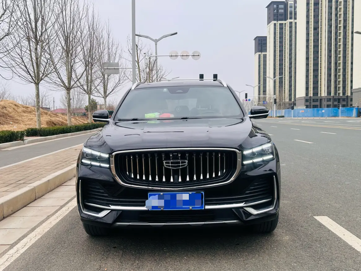 Geely Monjaro (Xingyue L)  из Китая