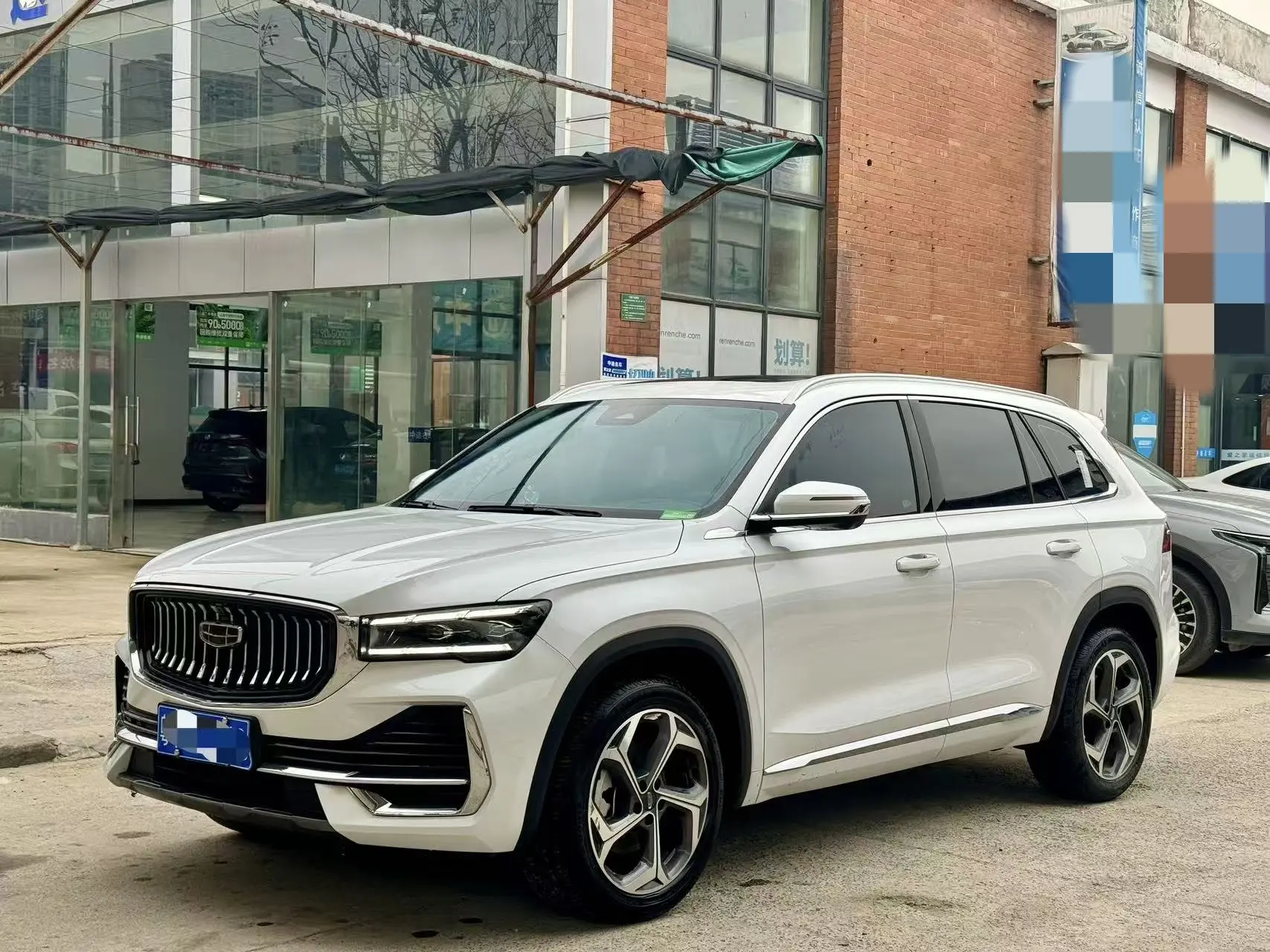 Geely Monjaro (Xingyue L)  из Китая