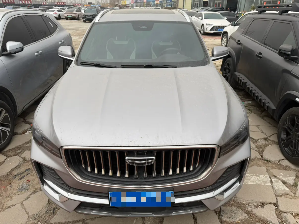 Geely Monjaro (Xingyue L)  из Китая