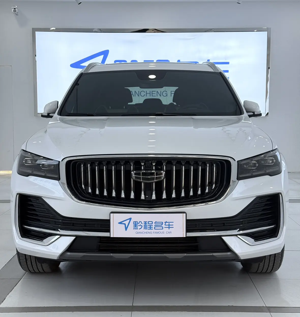 Geely Monjaro (Xingyue L)  из Китая