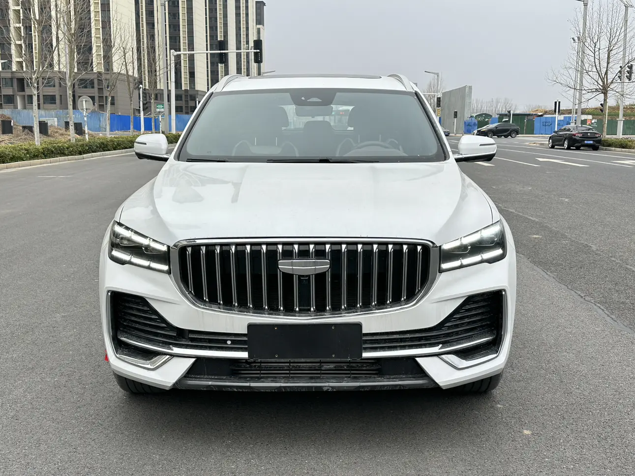 Geely Monjaro (Xingyue L)  из Китая