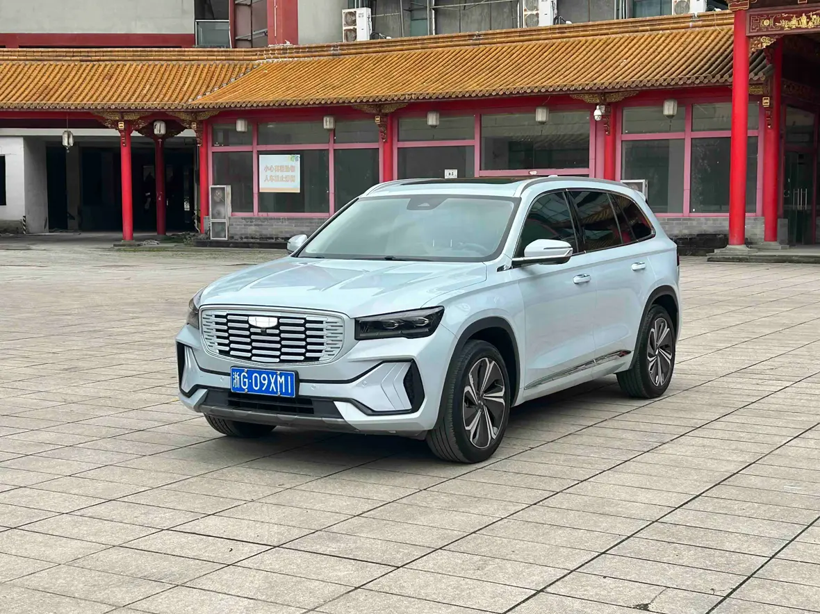 Geely Monjaro (Xingyue L)  из Китая