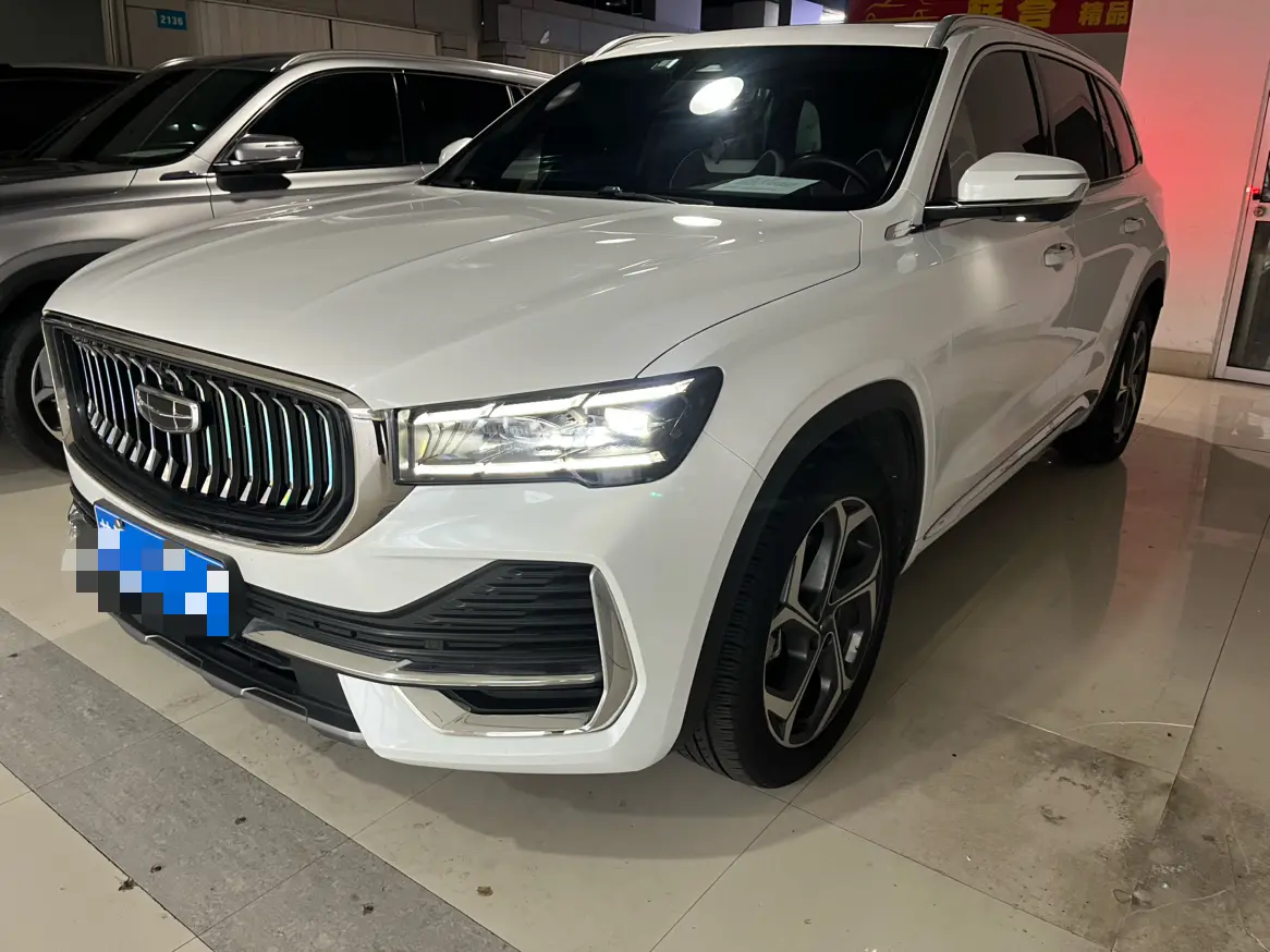 Geely Monjaro (Xingyue L)  из Китая