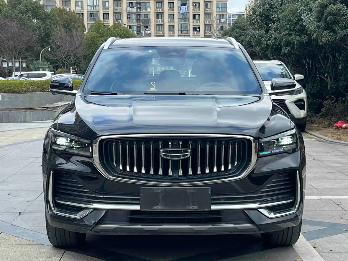 Geely Monjaro (Xingyue L)  из Китая