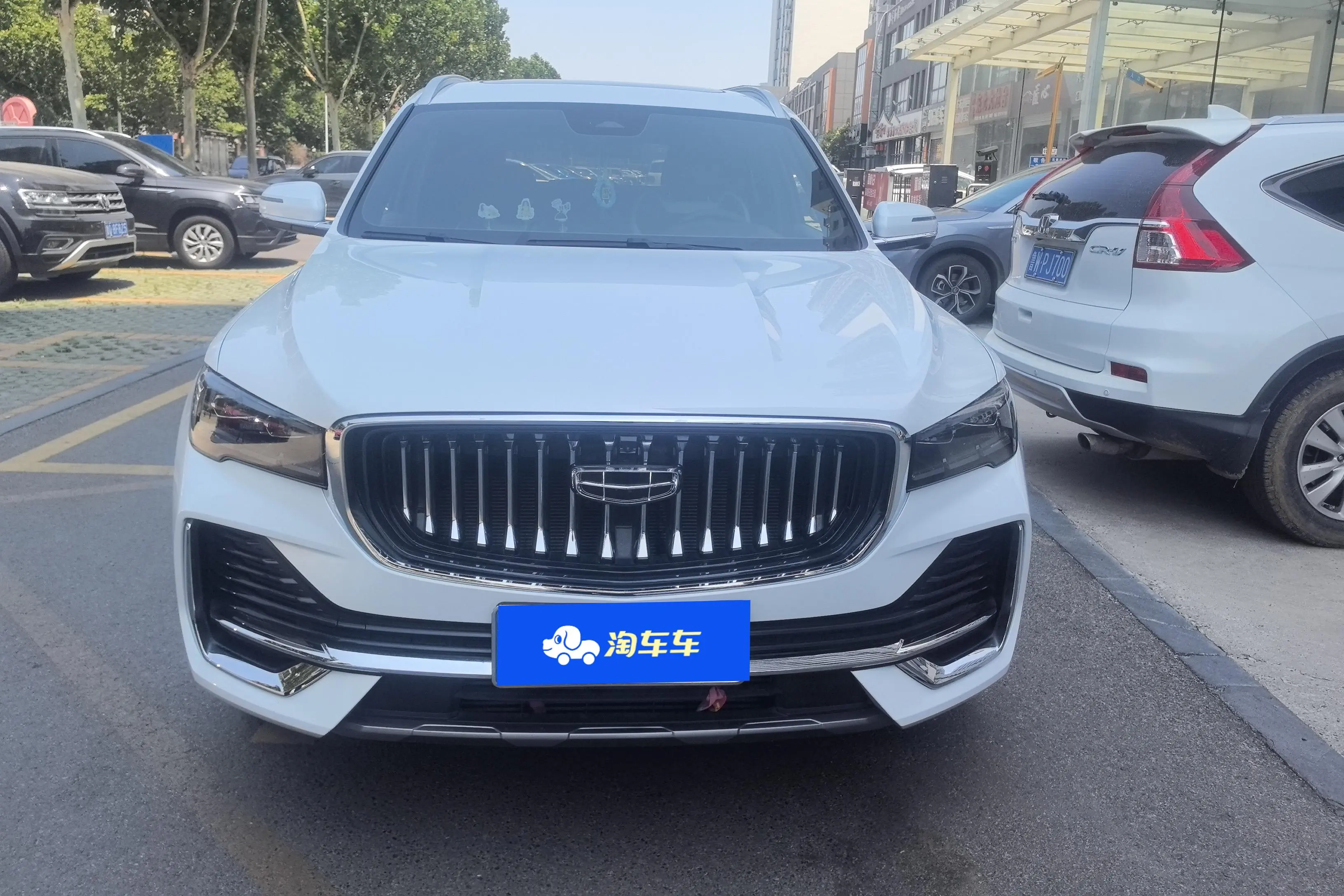 Geely Monjaro (Xingyue L)  из Китая