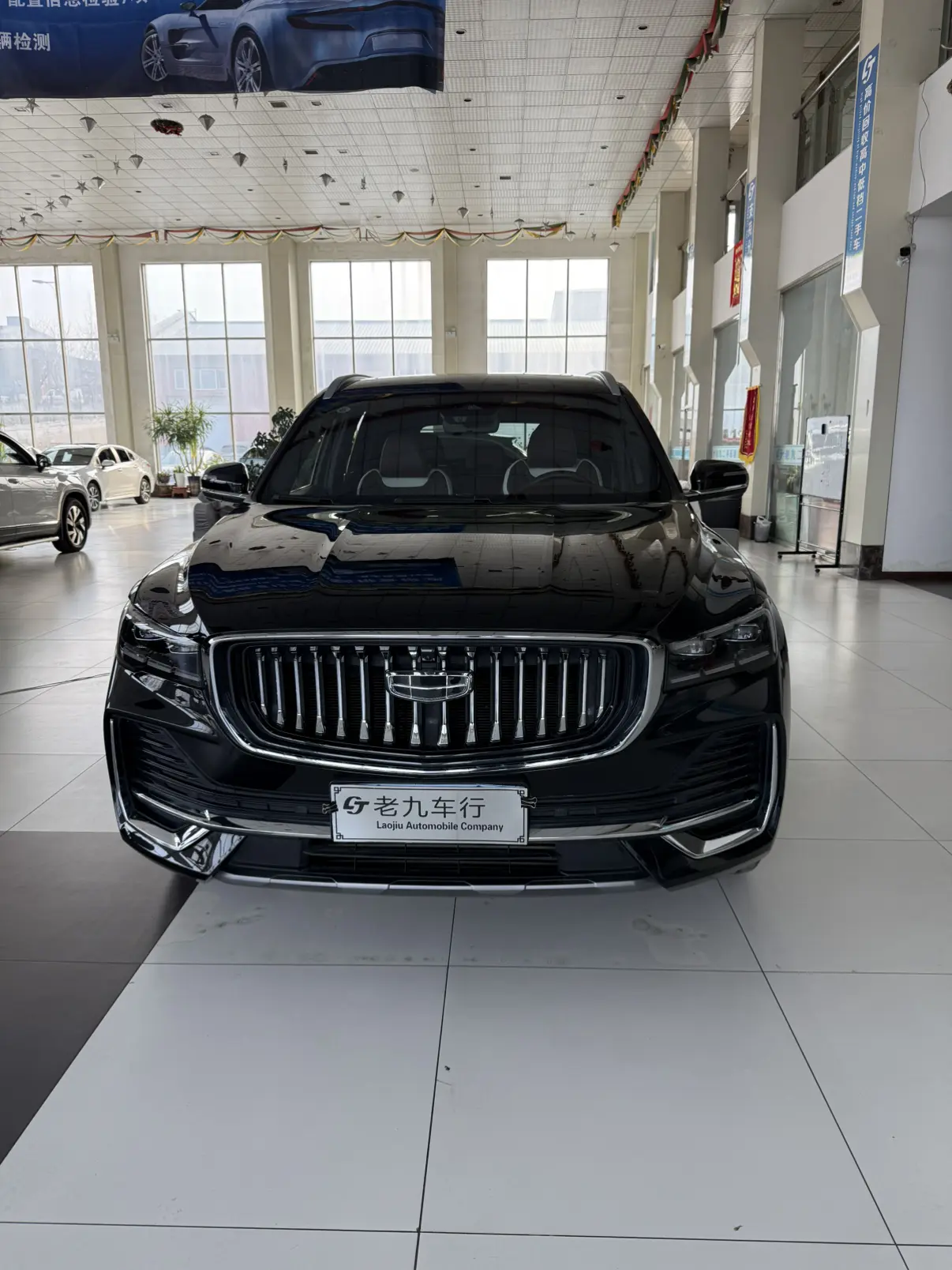 Geely Monjaro (Xingyue L)  из Китая