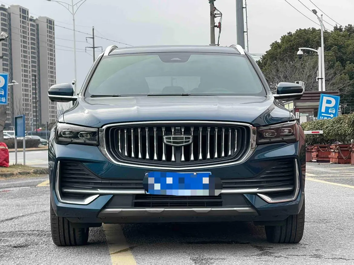 Geely Monjaro (Xingyue L)  из Китая