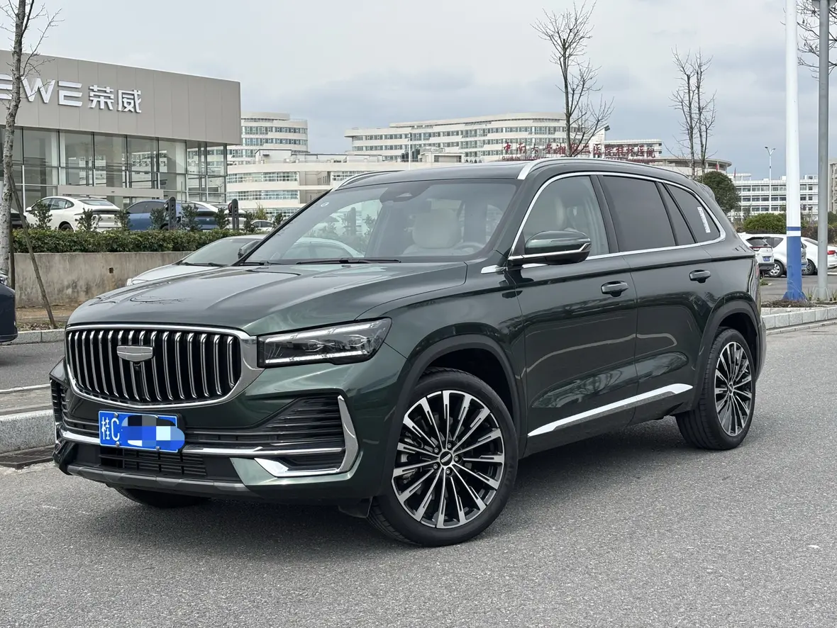 Geely Monjaro (Xingyue L)  из Китая