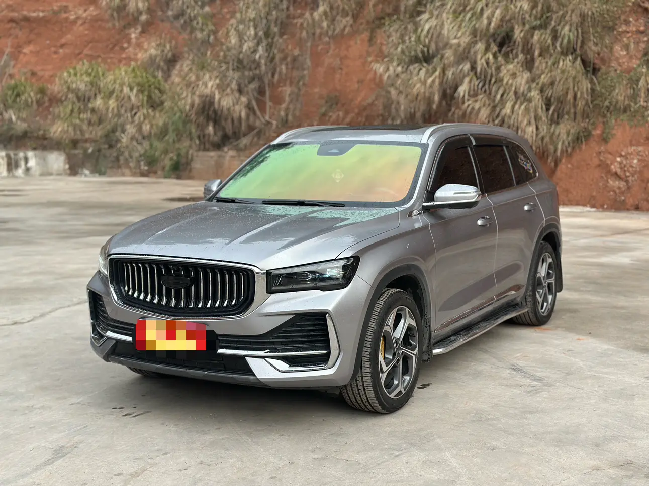 Geely Monjaro (Xingyue L)  из Китая