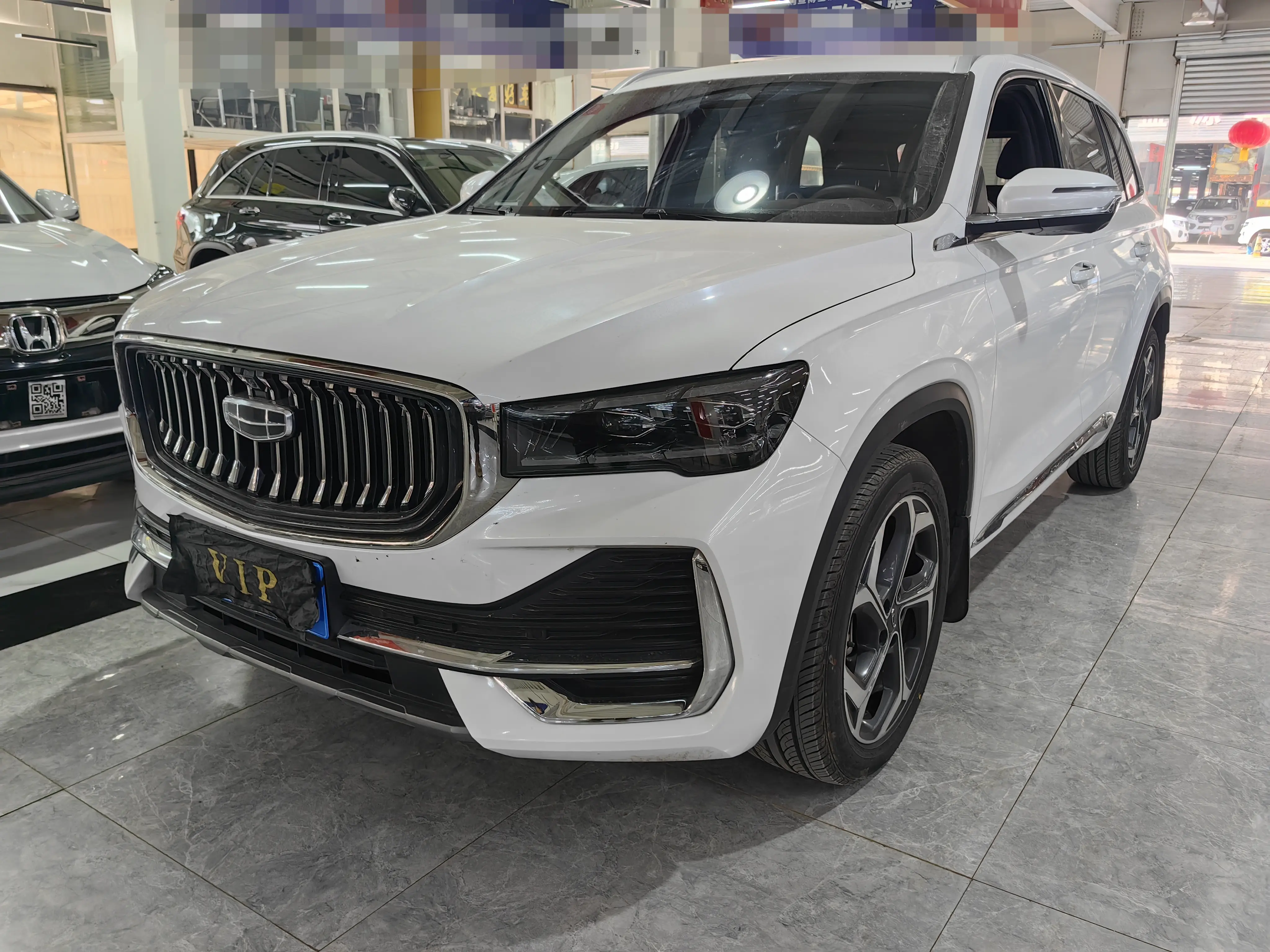 Geely Monjaro (Xingyue L)  из Китая