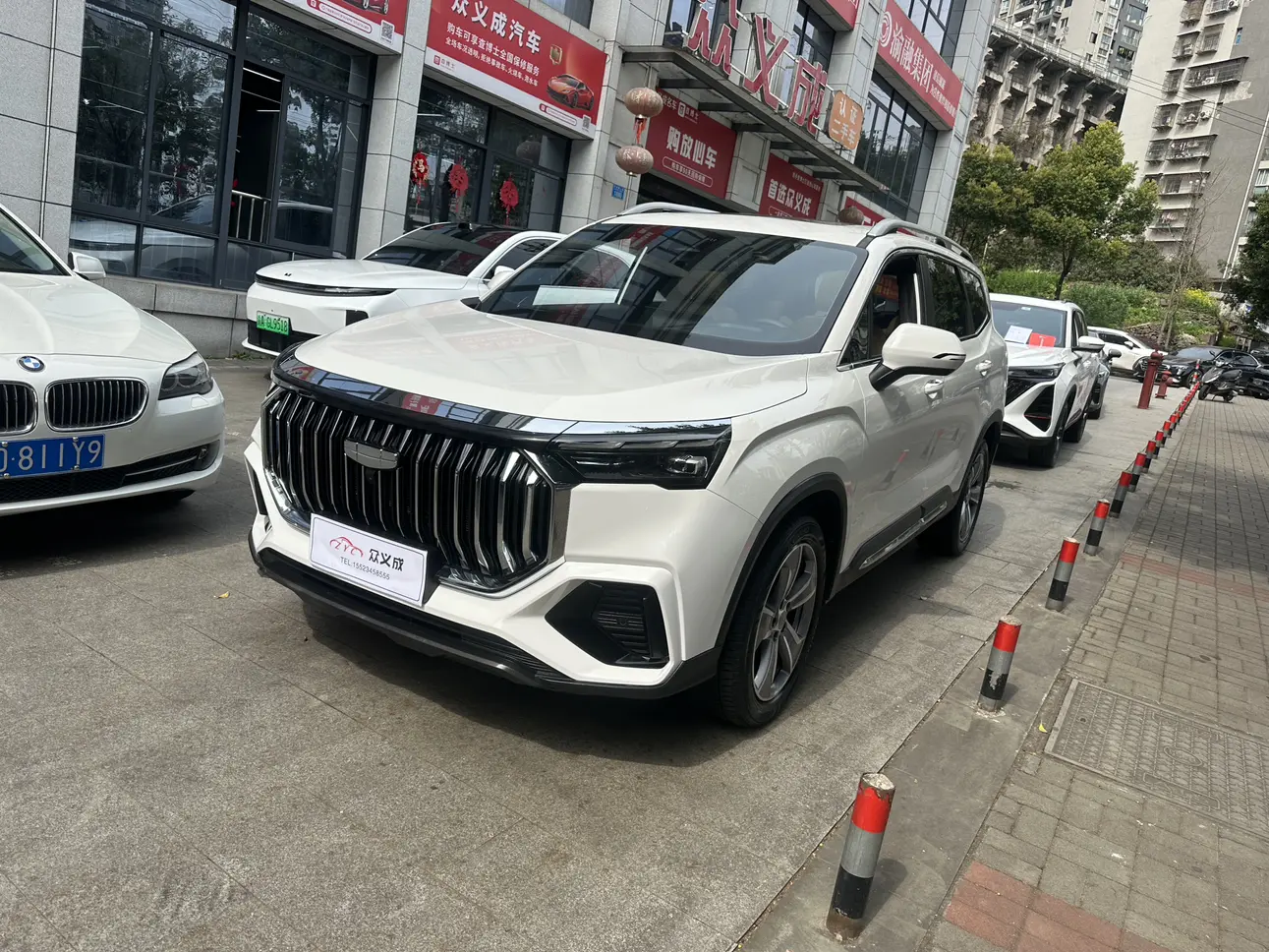 Geely Haoyue L  из Китая